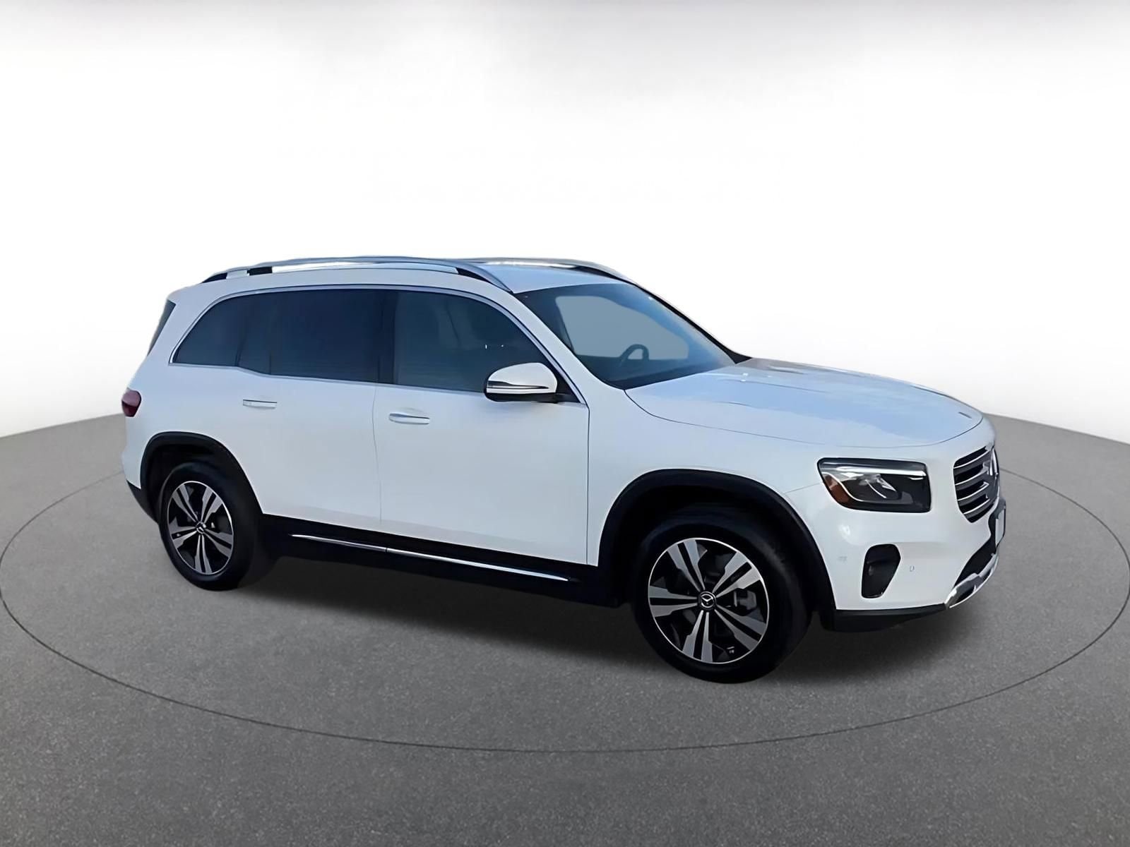 Thumbnail: 2024 Mercedes-Benz GLB - 2