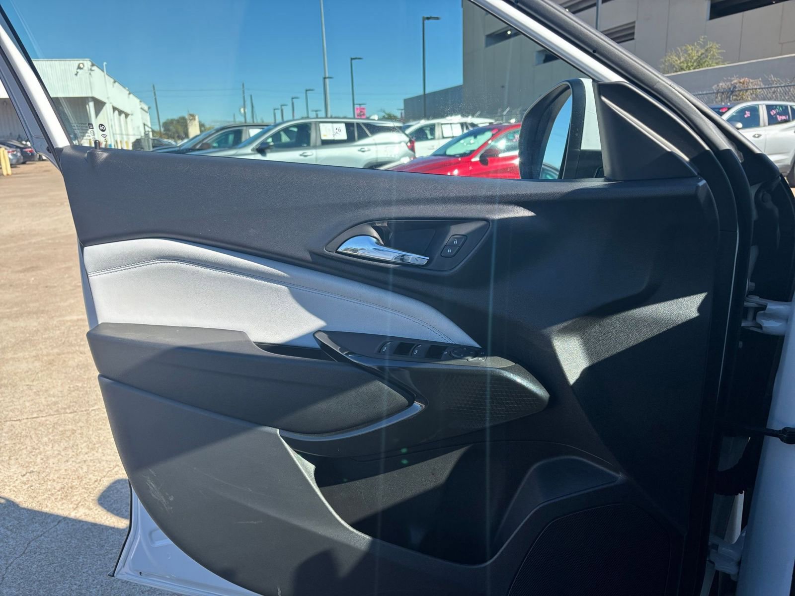 Thumbnail: 2025 Chevrolet Trax - 20