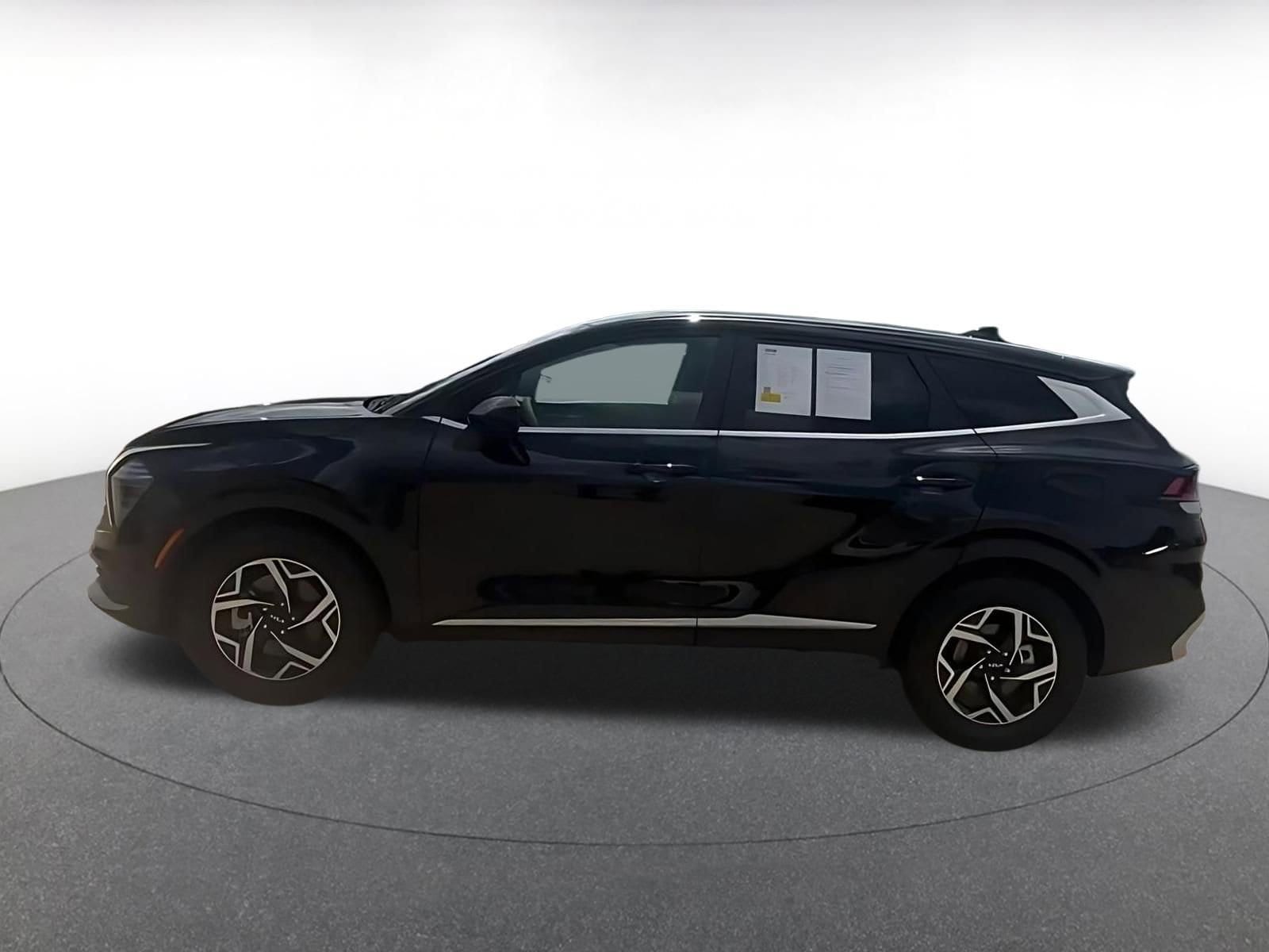 Thumbnail: 2025 Kia Sportage - 10