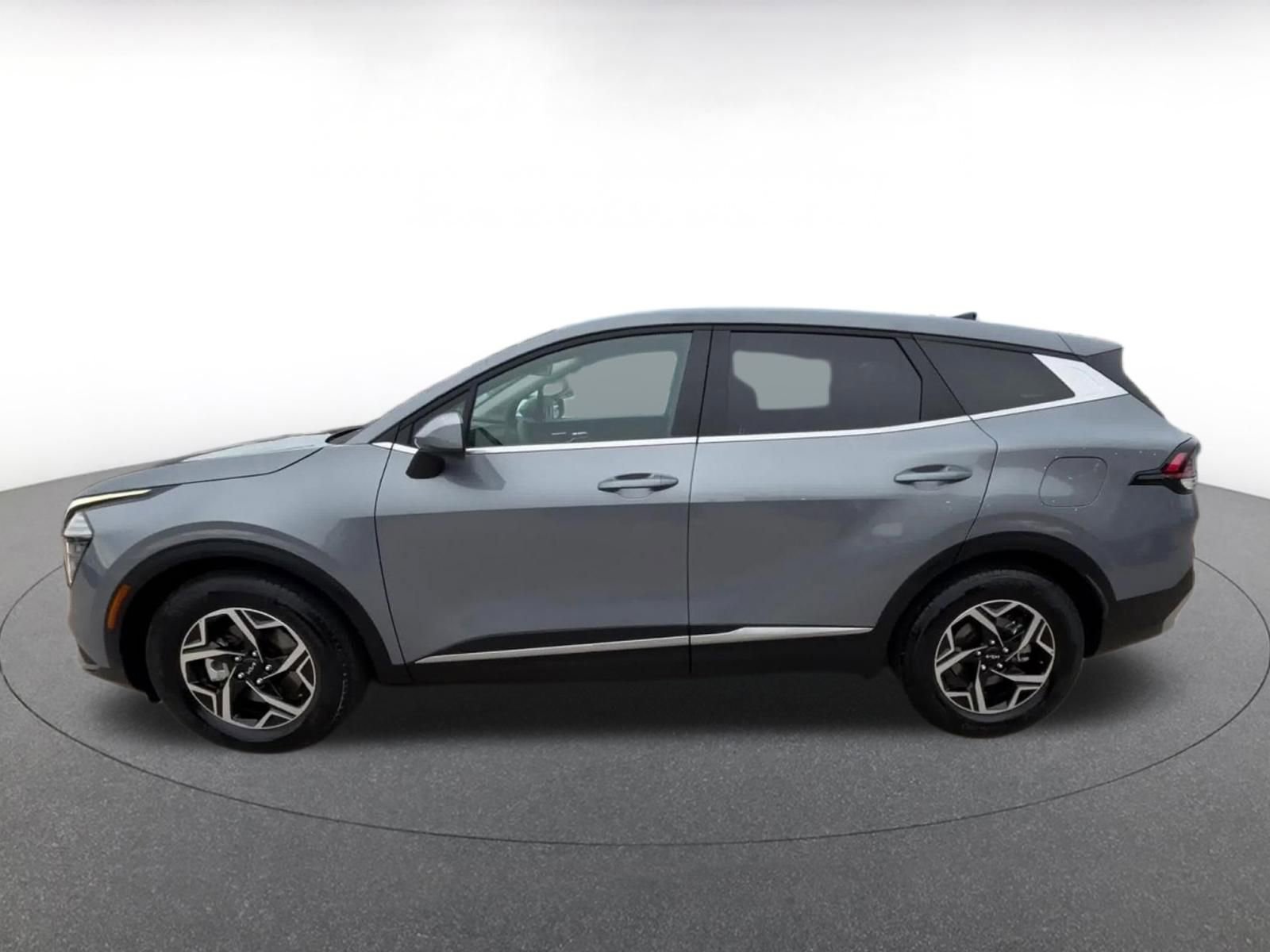 Thumbnail: 2025 Kia Sportage - 9