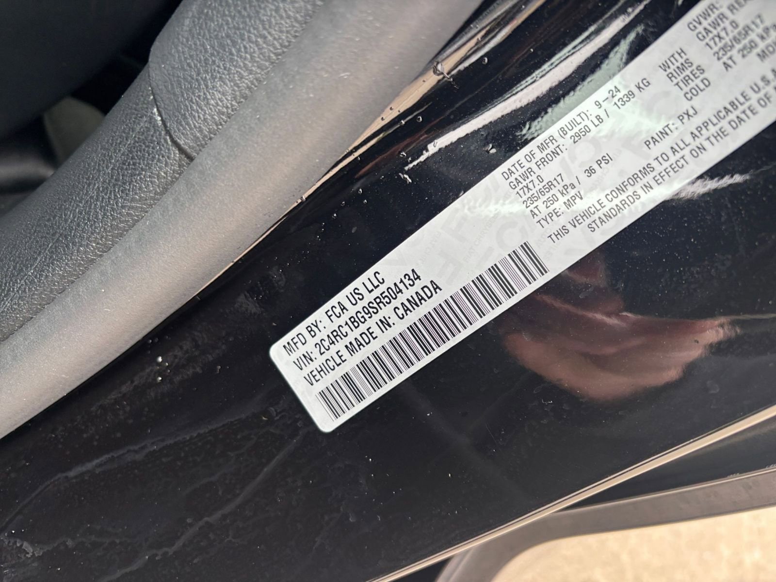 Thumbnail: 2025 Chrysler Pacifica - 25