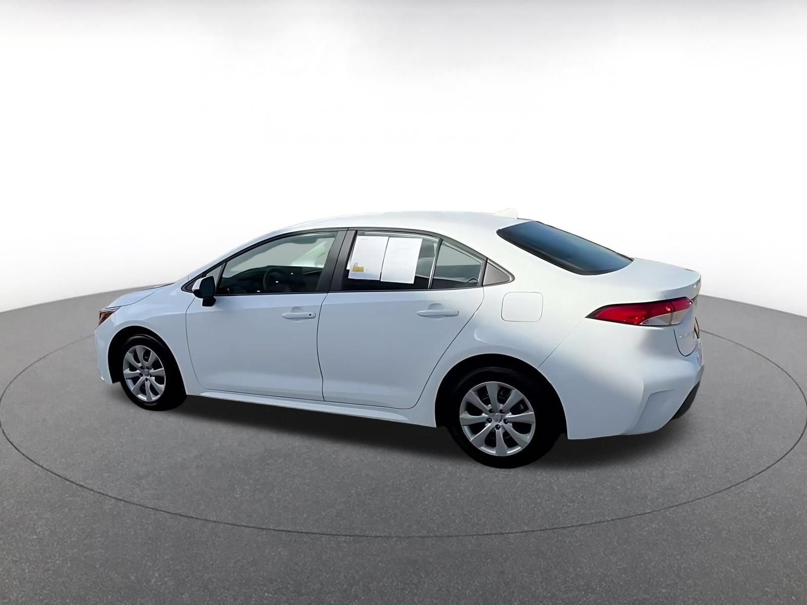 Thumbnail: 2025 Toyota Corolla - 9