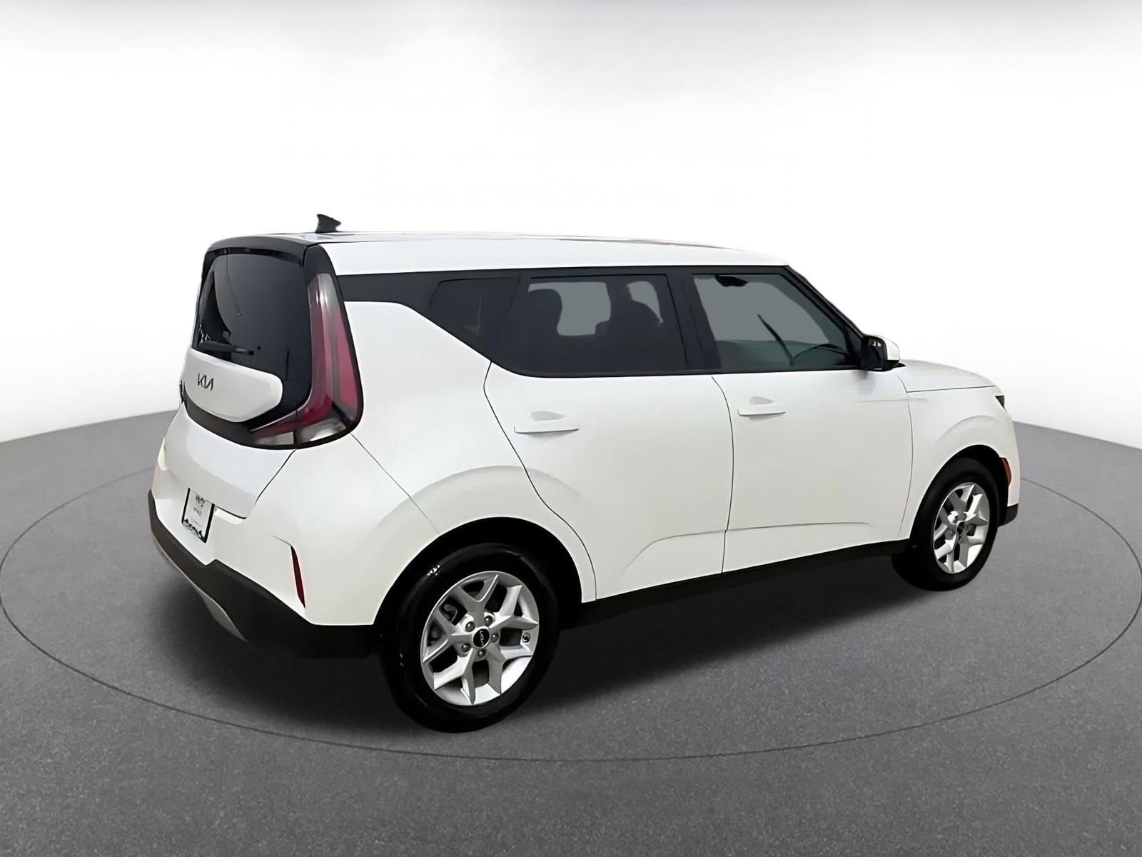 Thumbnail: 2025 Kia Soul - 15