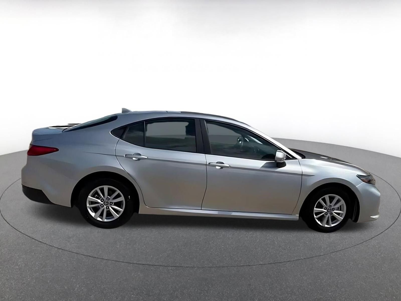 Thumbnail: 2025 Toyota Camry - 8