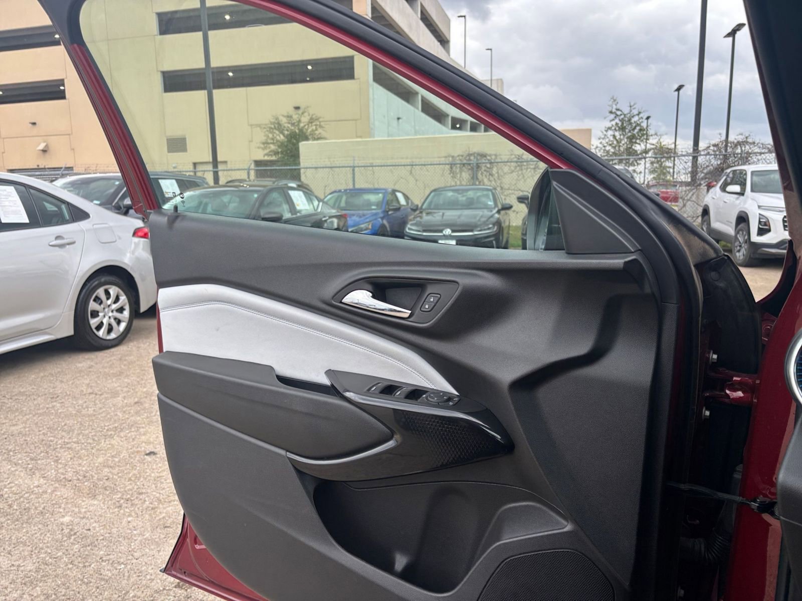 Thumbnail: 2025 Chevrolet Trax - 20