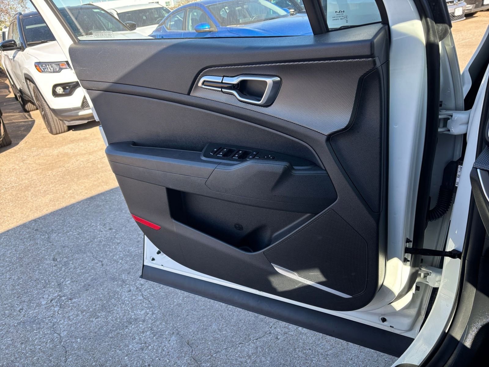 Thumbnail: 2025 Kia Sportage - 18