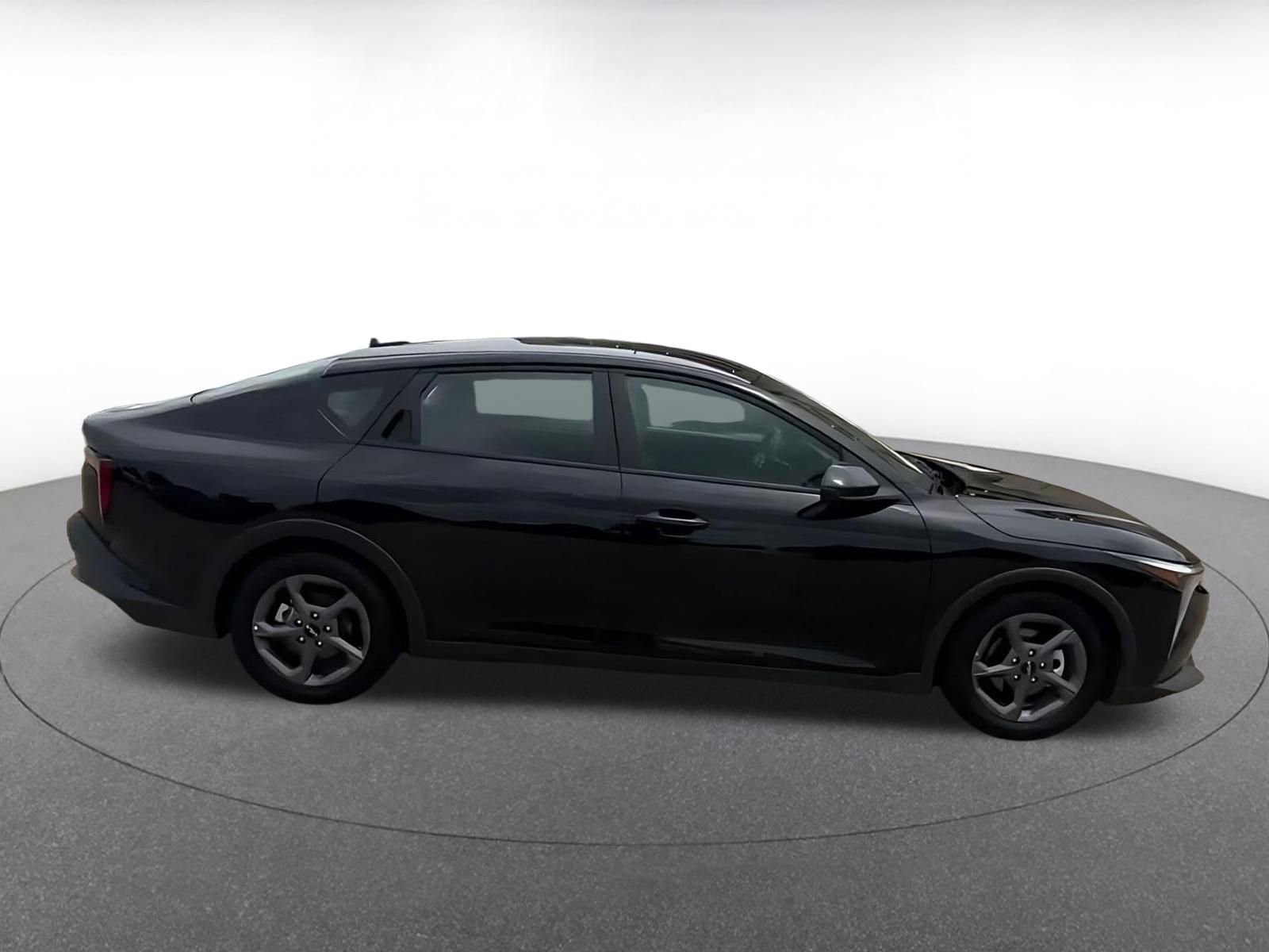 Thumbnail: 2025 Kia K4 - 14