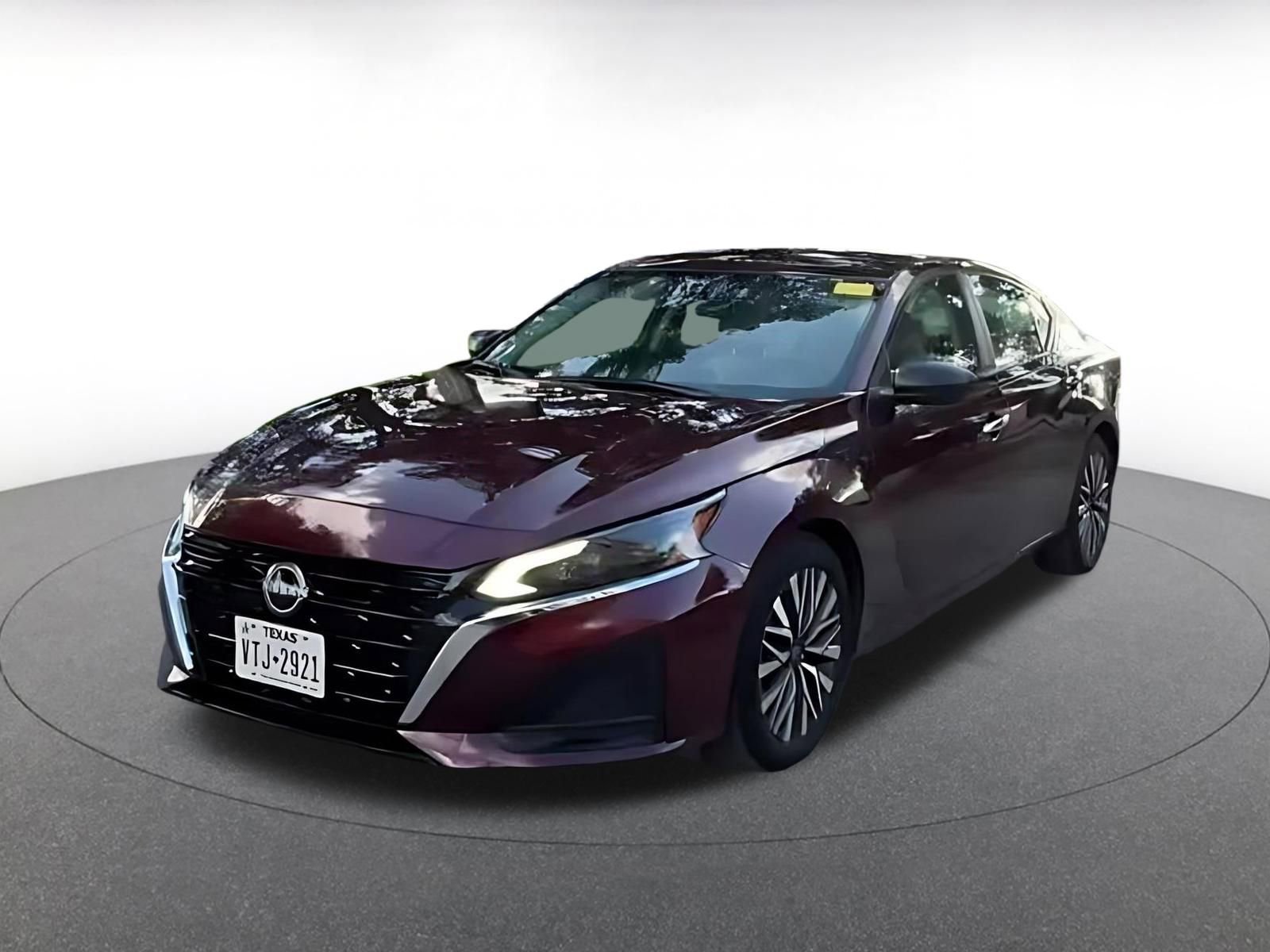 Thumbnail: 2025 Nissan Altima - 2