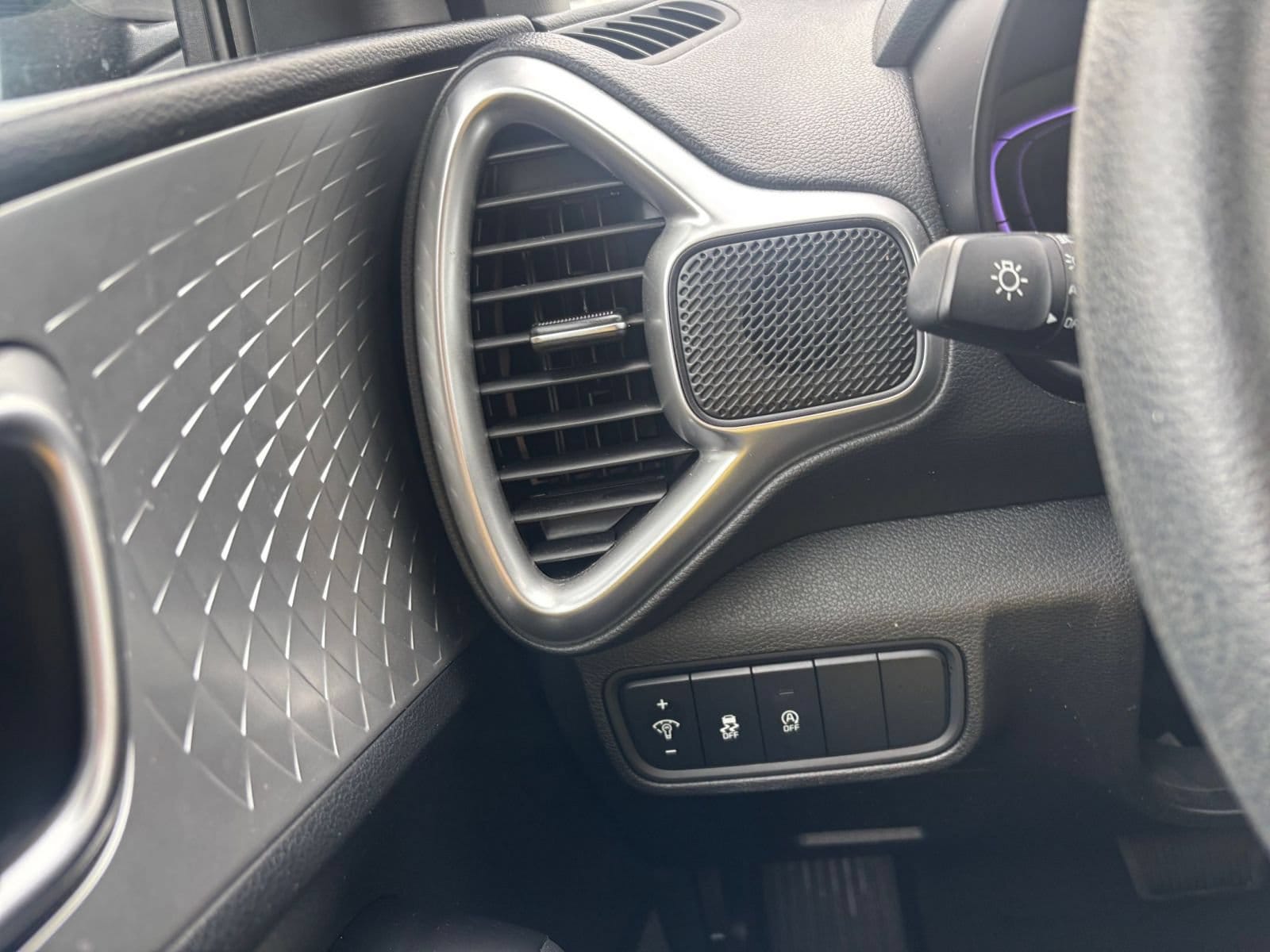 Thumbnail: 2025 Kia Soul - 31