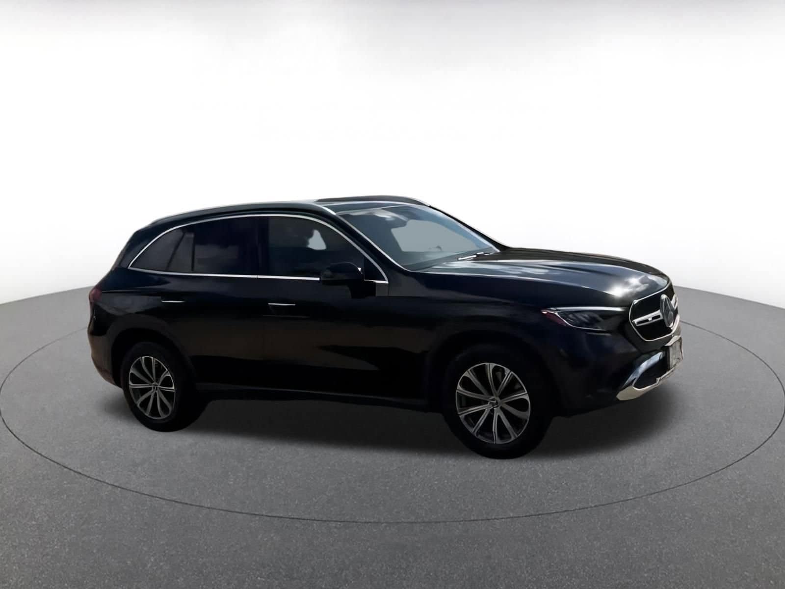 Thumbnail: 2024 Mercedes-Benz GLC - 15