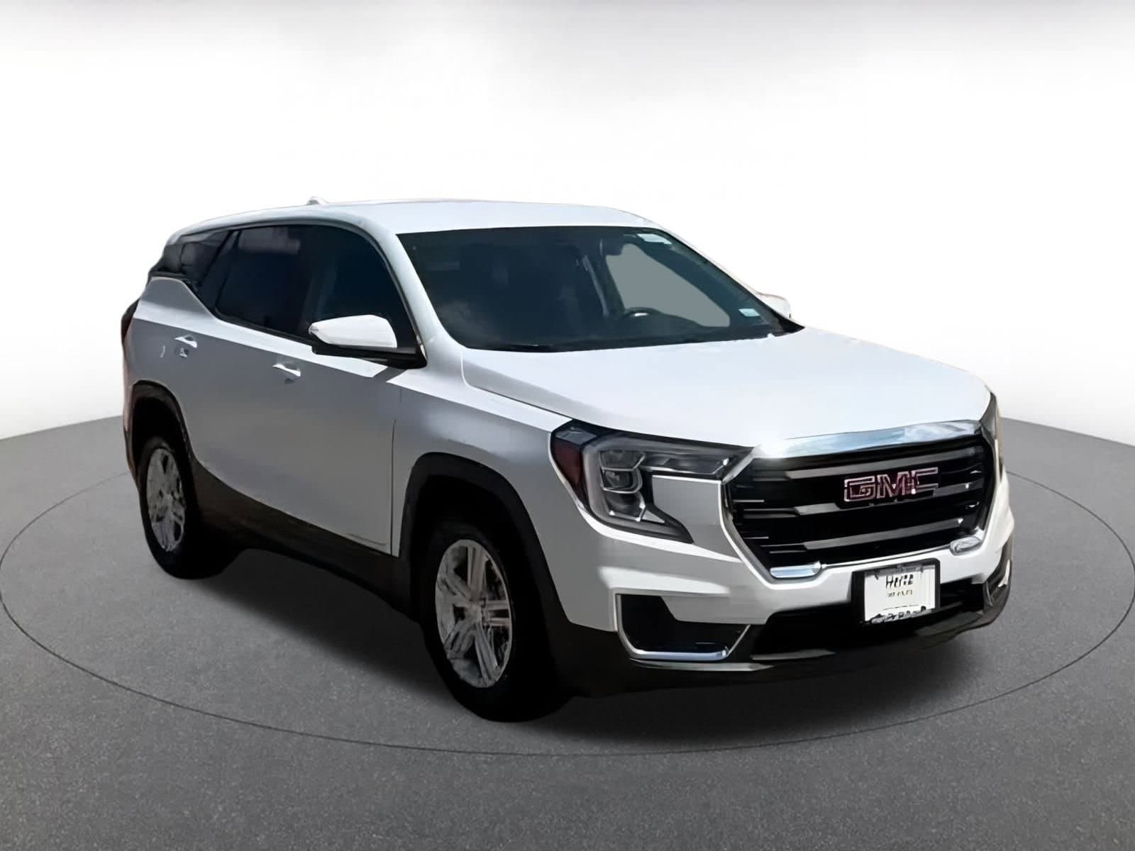 Thumbnail: 2024 GMC Terrain - 3
