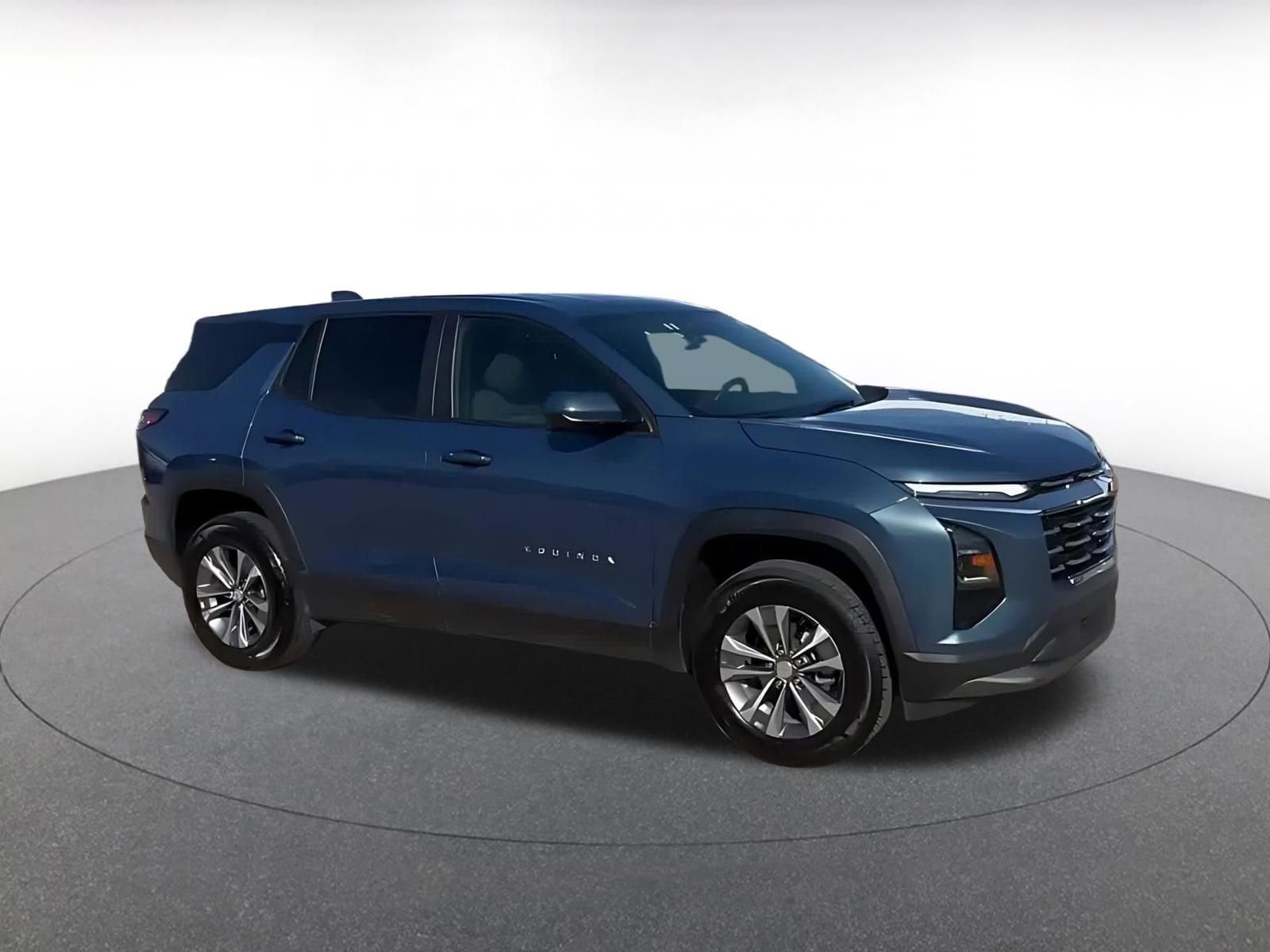 Thumbnail: 2025 Chevrolet Equinox - 2