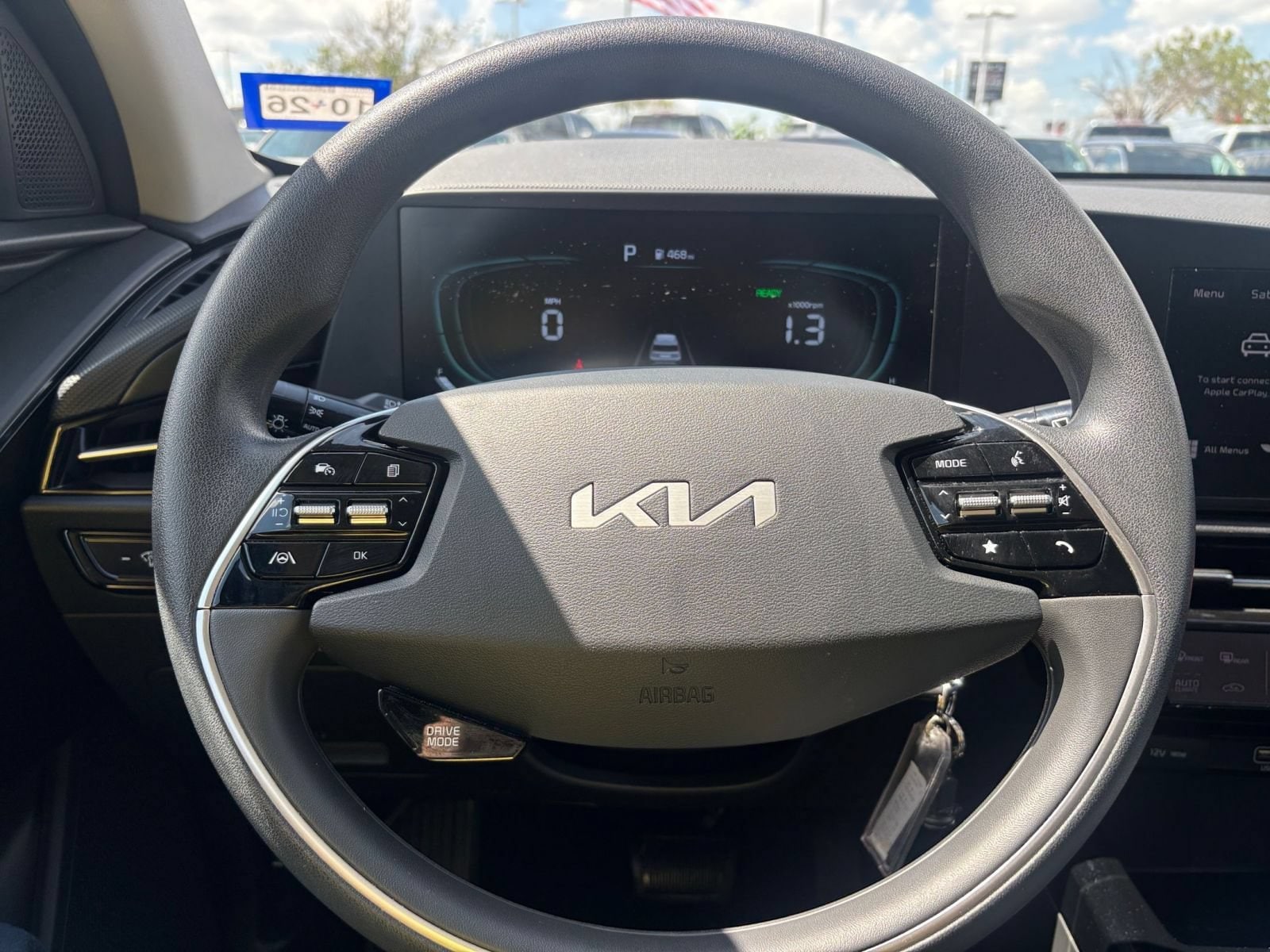 Thumbnail: 2026 Kia Niro - 25