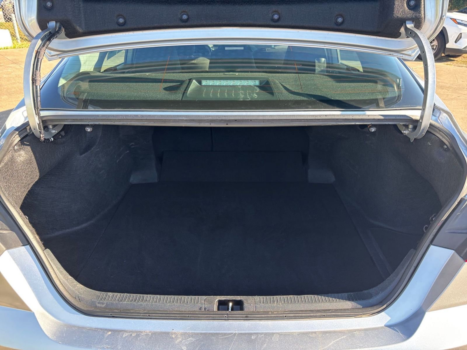 Thumbnail: 2025 Toyota Camry - 31