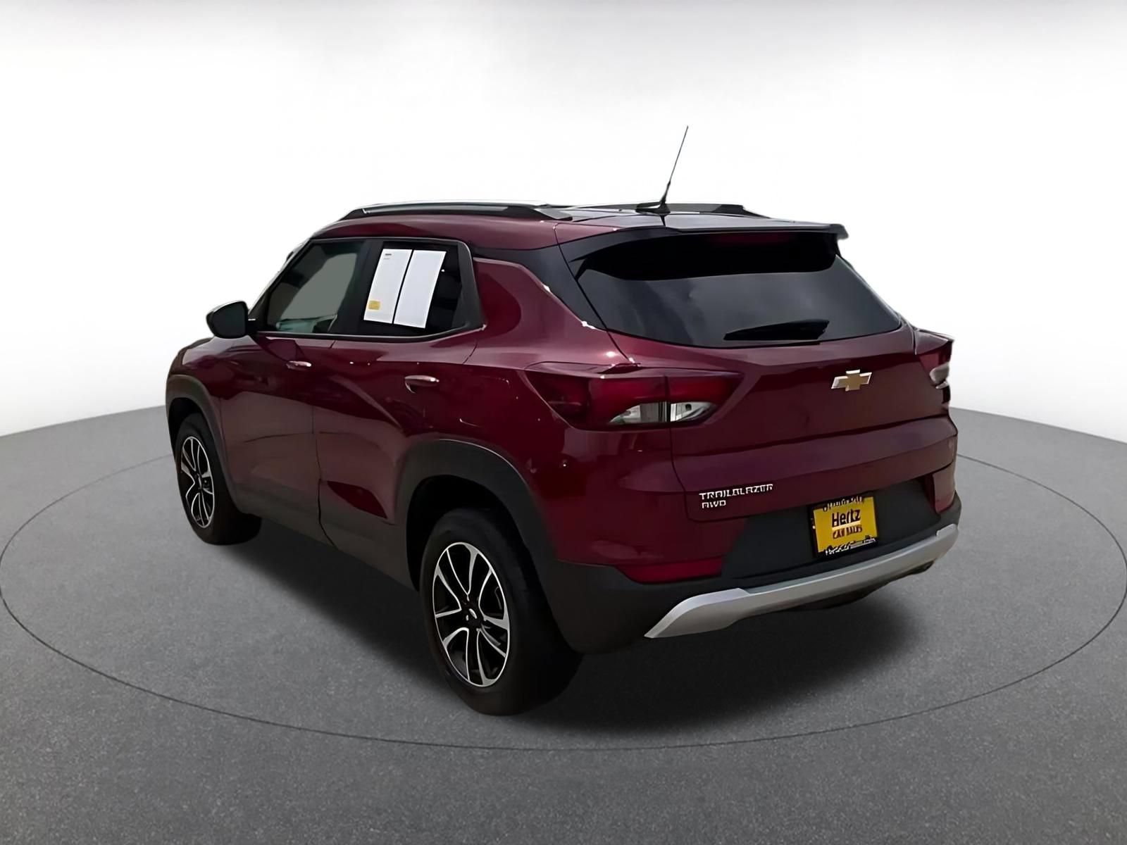 Thumbnail: 2025 Chevrolet TrailBlazer - 9