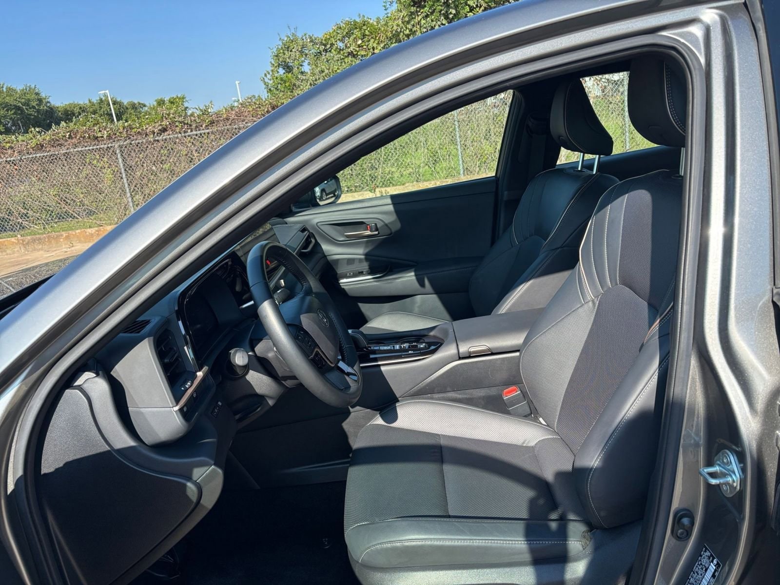 Thumbnail: 2025 Toyota Crown - 25