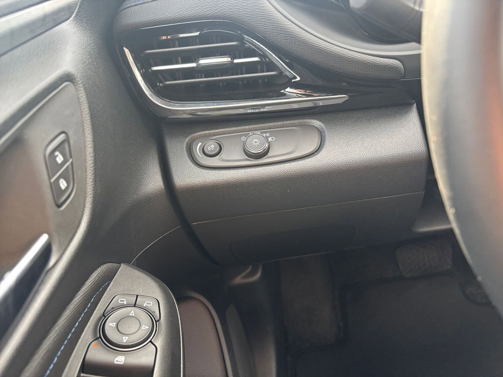 Thumbnail: 2025 Buick Envista - 32