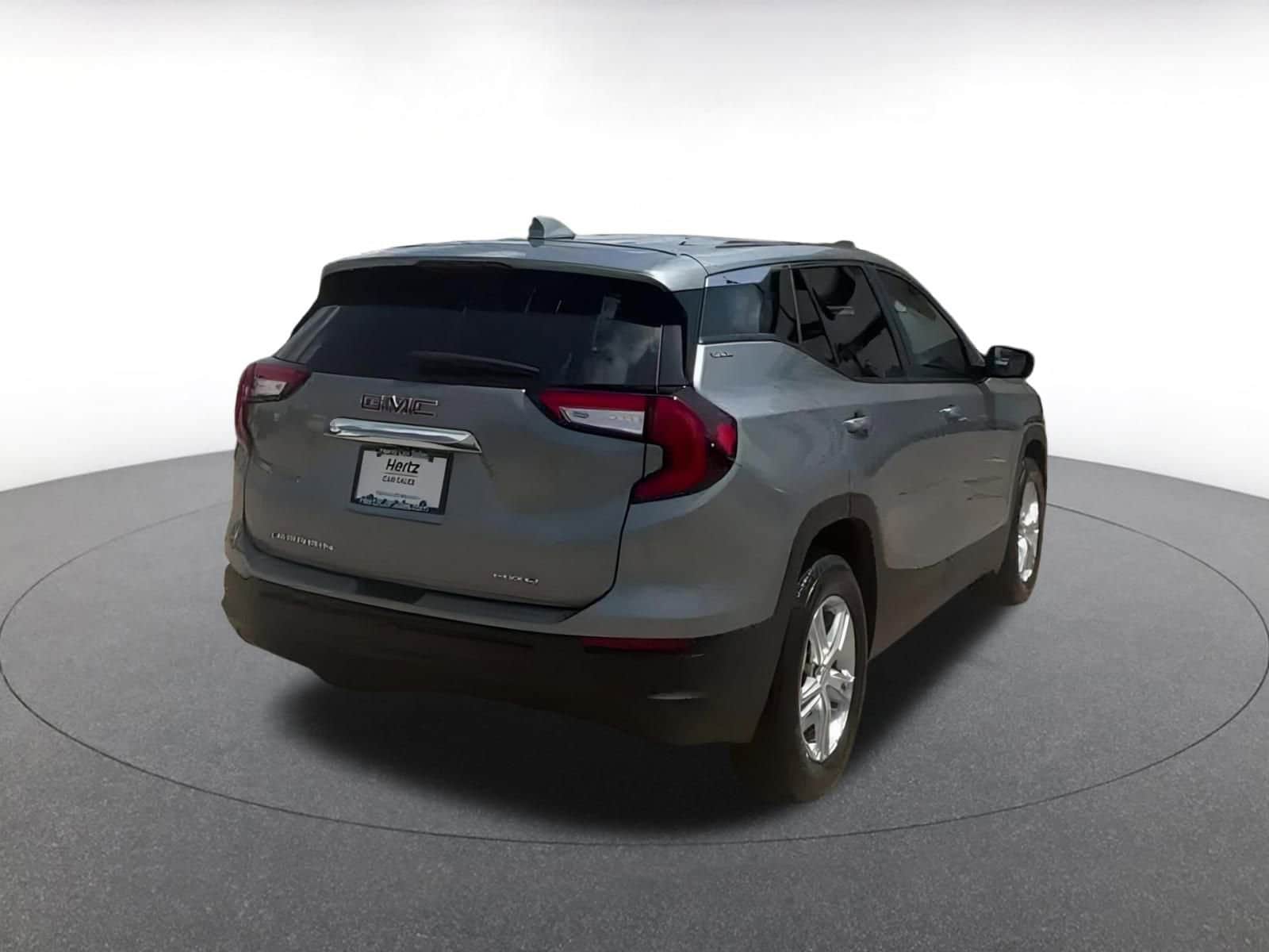 2024 GMC Terrain SLE 10