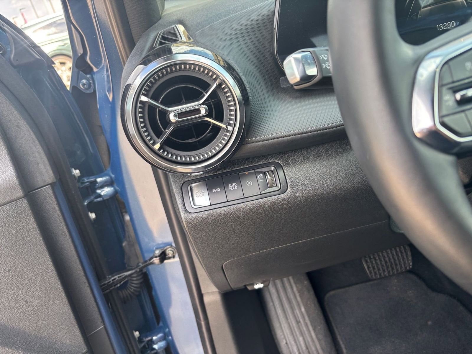 Thumbnail: 2025 Chevrolet Equinox - 33