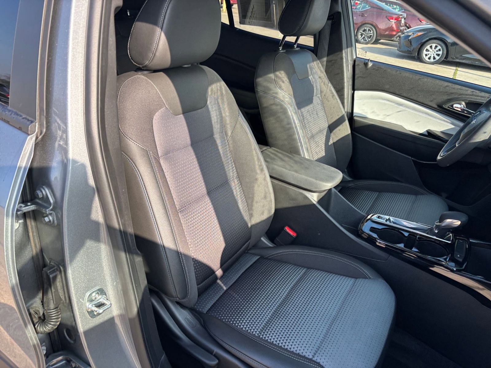 Thumbnail: 2025 Chevrolet Trax - 35