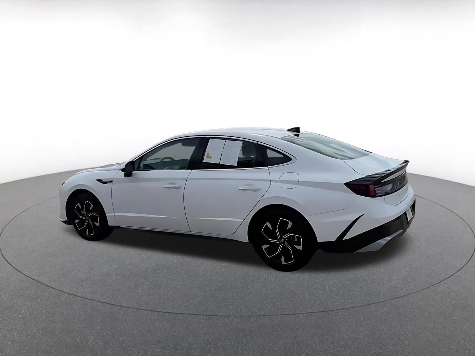 Thumbnail: 2025 Hyundai Sonata - 12