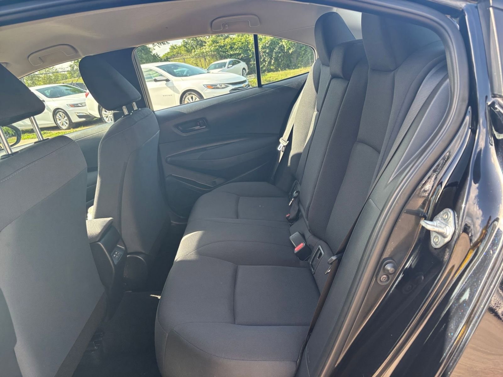 2024 Toyota Corolla LE 19