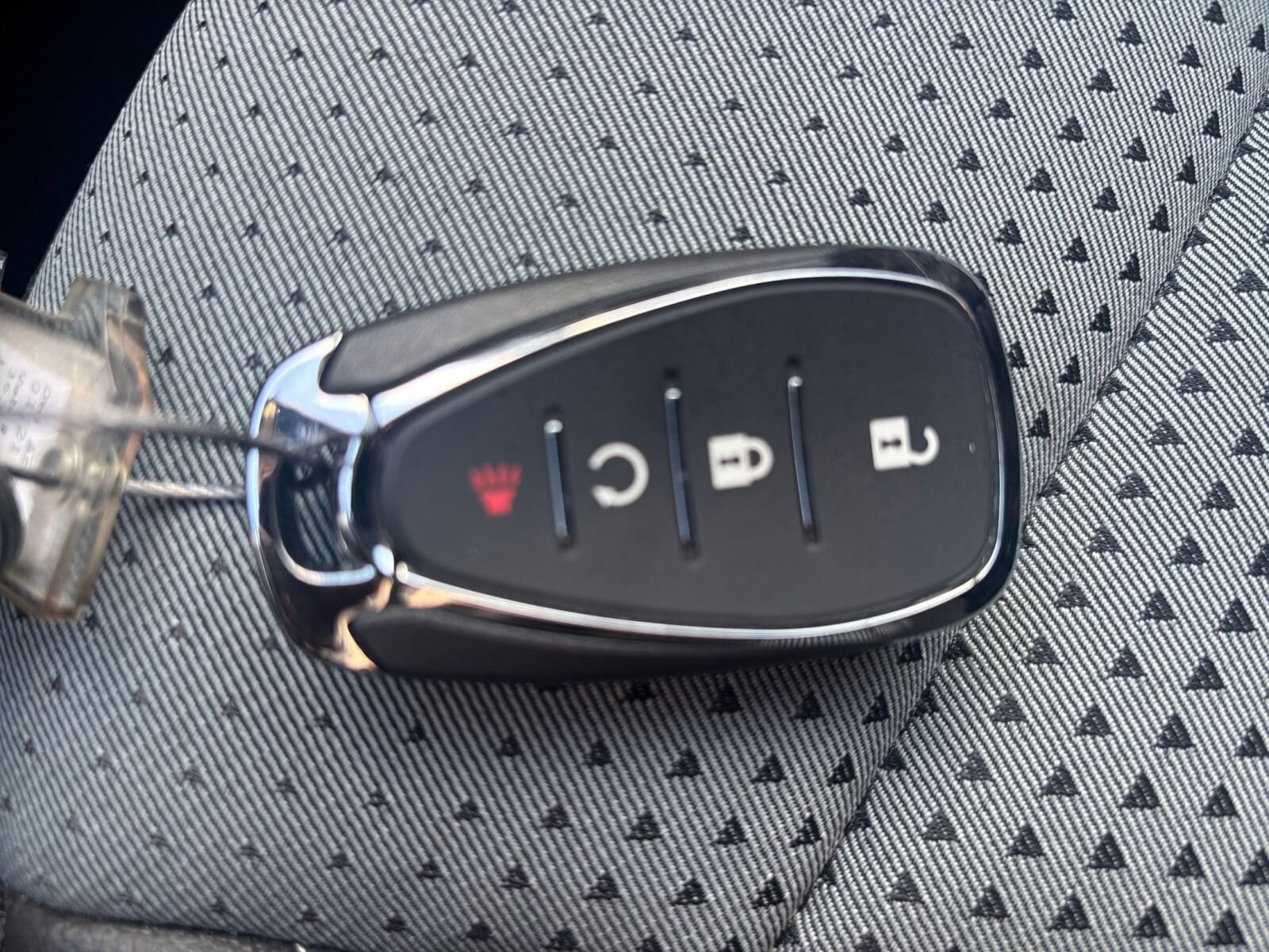 Thumbnail: 2025 Chevrolet Trax - 22