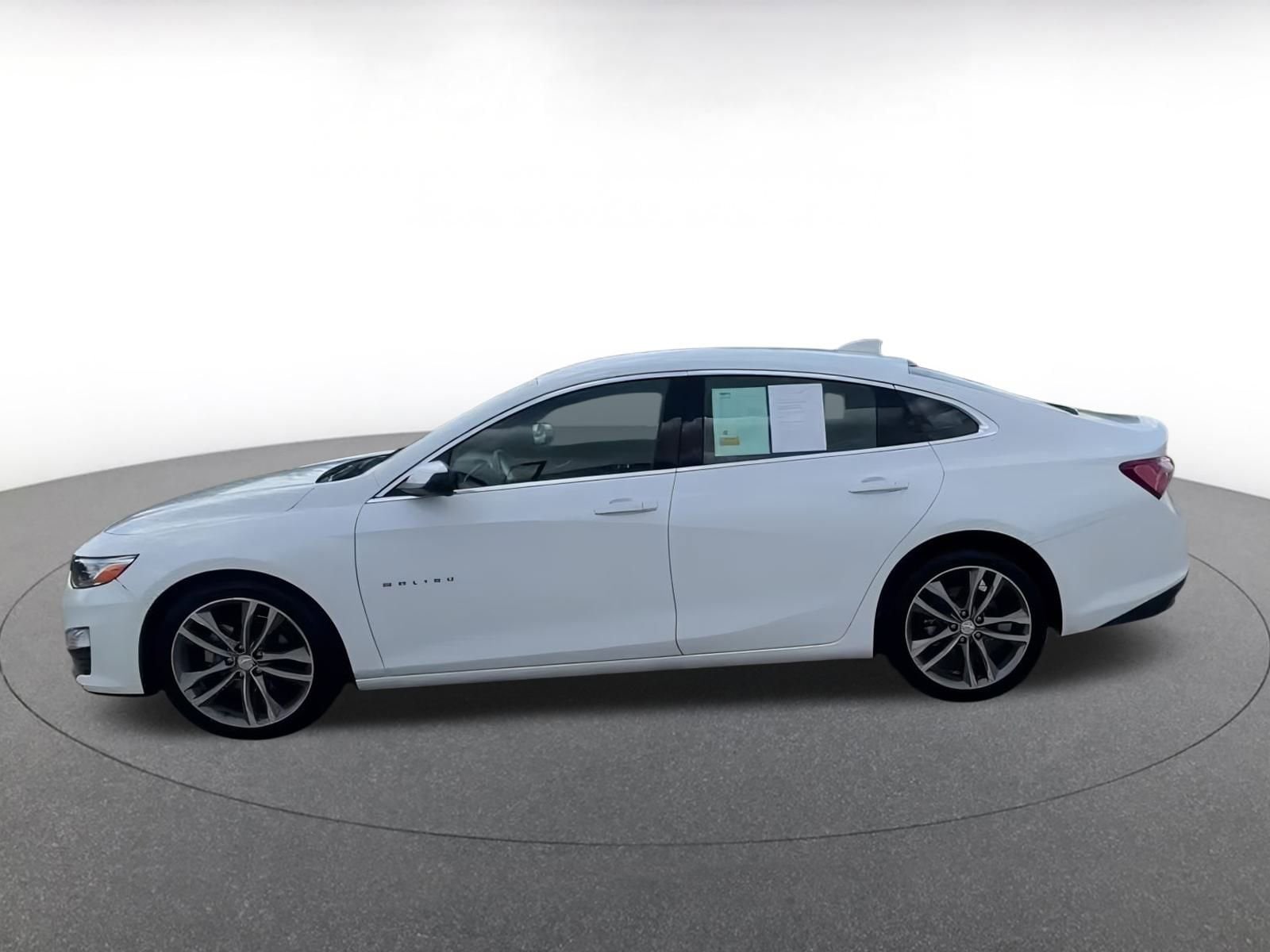 Thumbnail: 2024 Chevrolet Malibu - 10