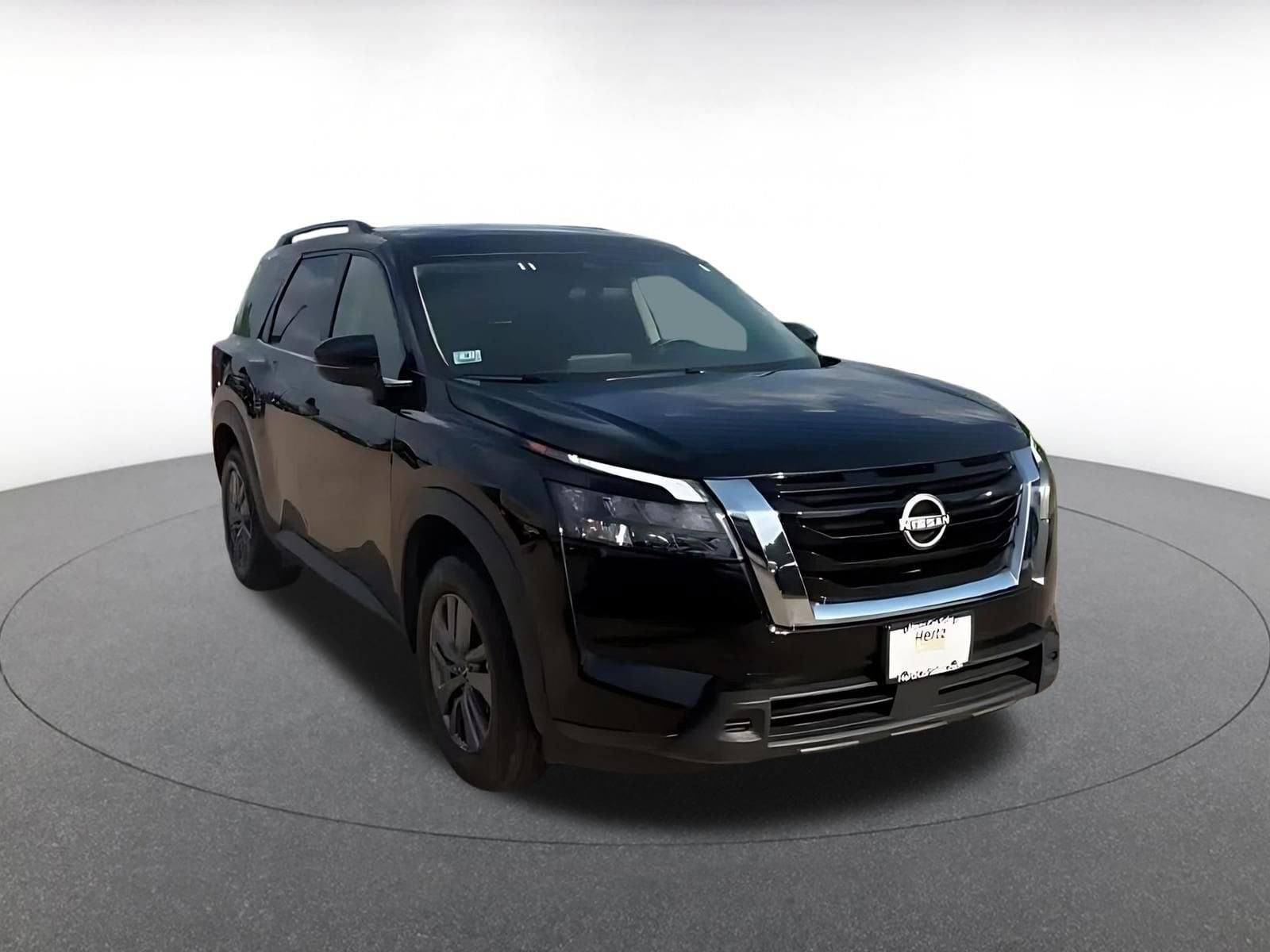 Thumbnail: 2025 Nissan Pathfinder - 3