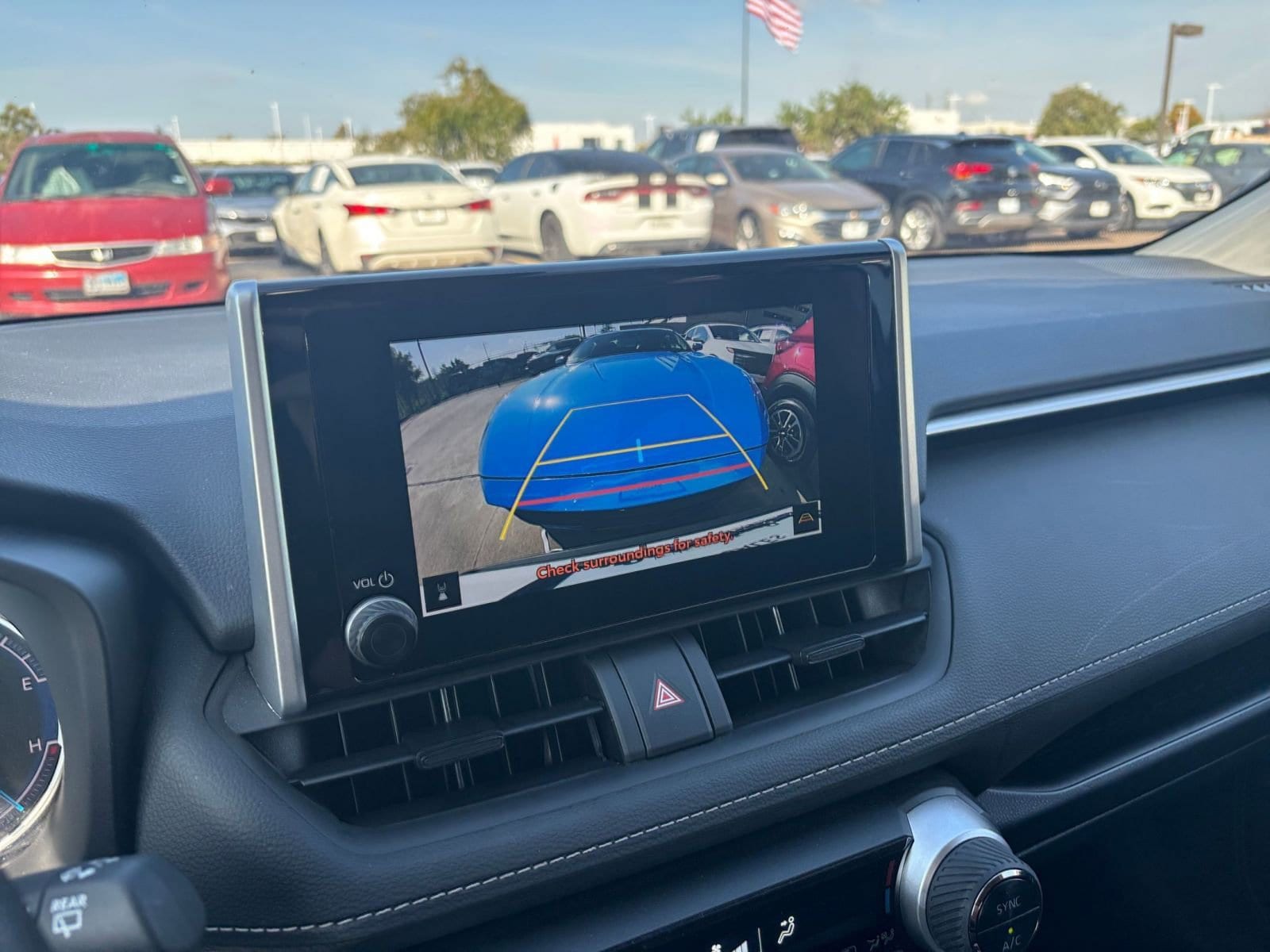 Thumbnail: 2025 Toyota RAV4 - 17