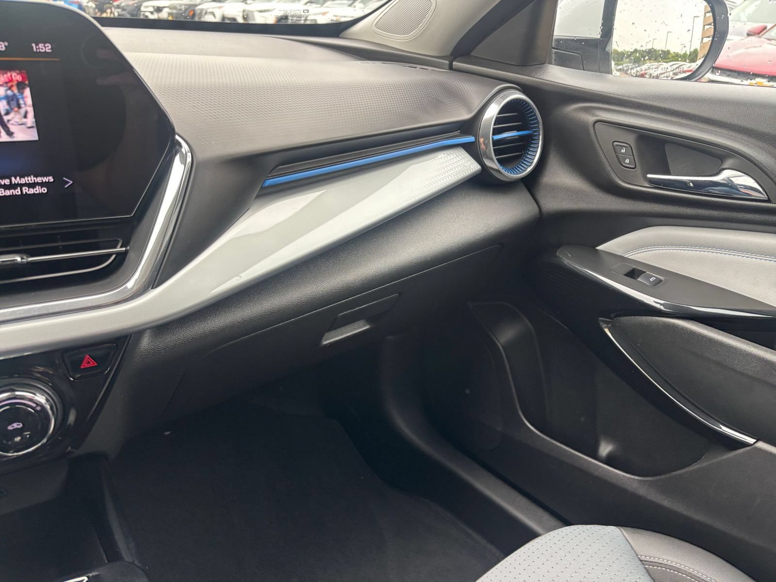 Thumbnail: 2025 Chevrolet Trax - 34
