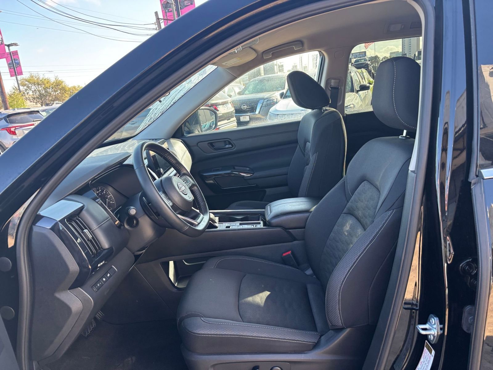 Thumbnail: 2025 Nissan Pathfinder - 29