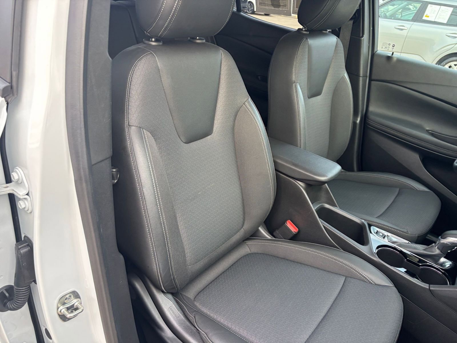 Thumbnail: 2025 Buick Encore GX - 34