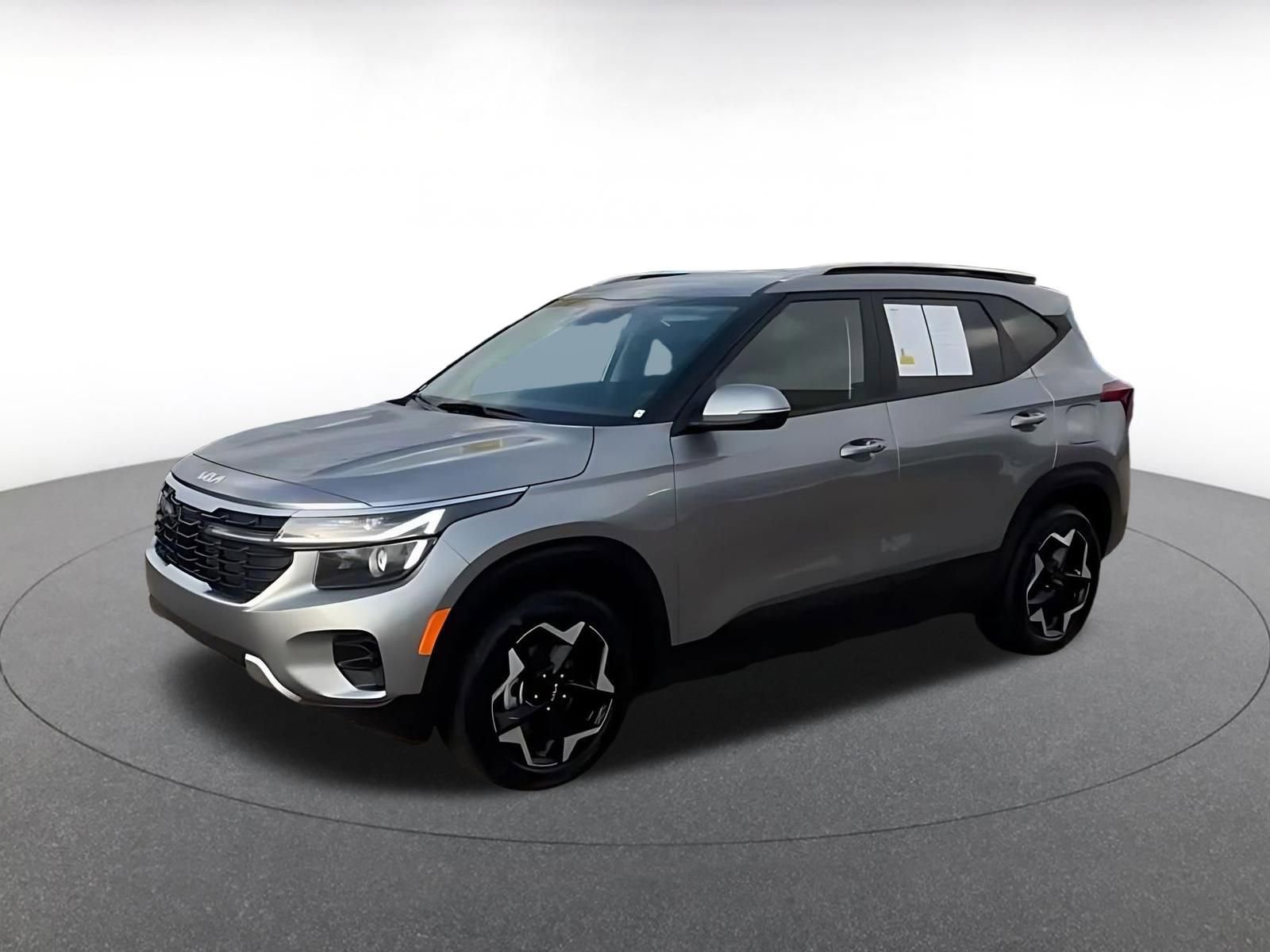 Thumbnail: 2025 Kia Seltos - 8