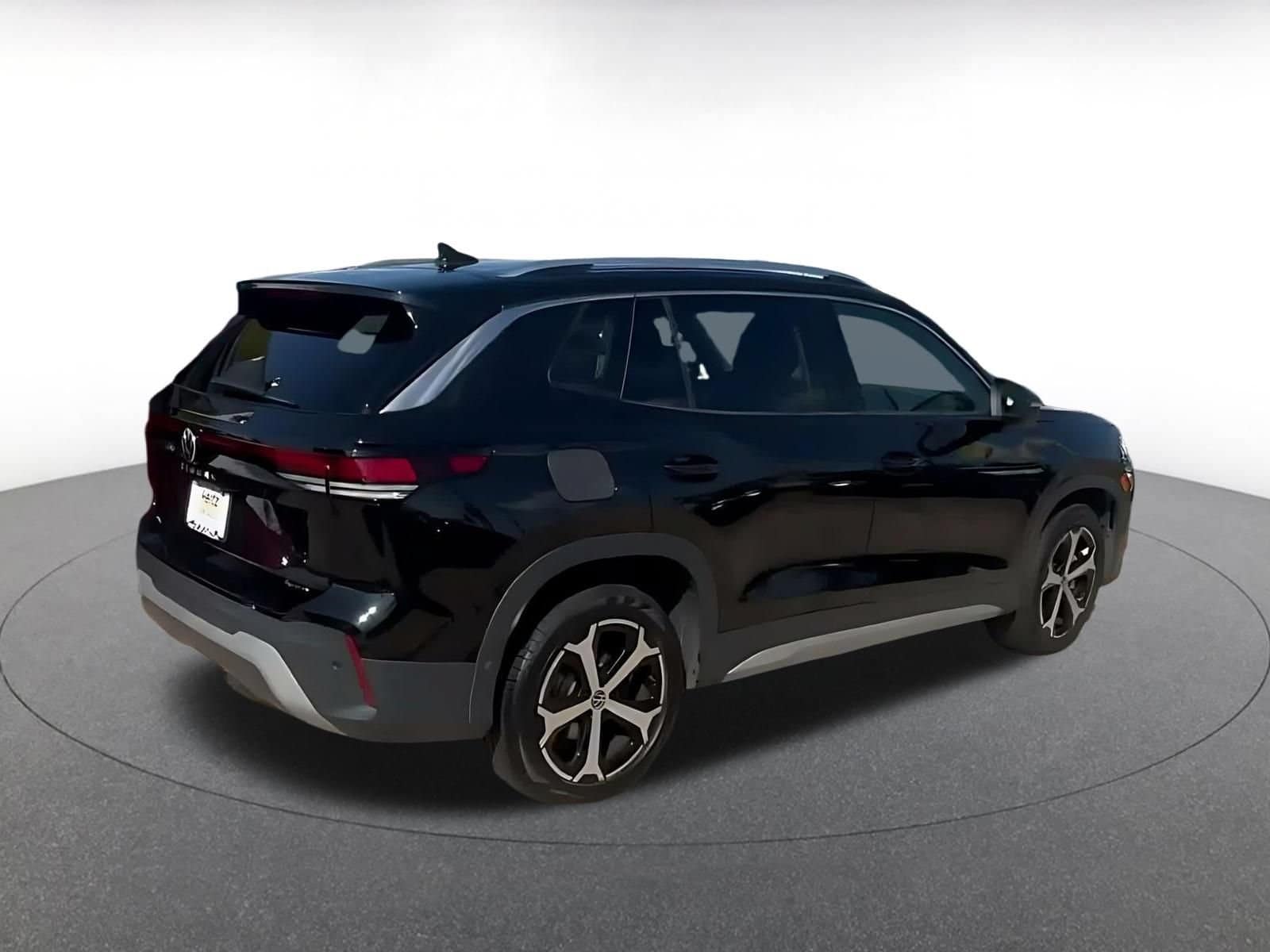 Thumbnail: 2026 Volkswagen Tiguan - 13