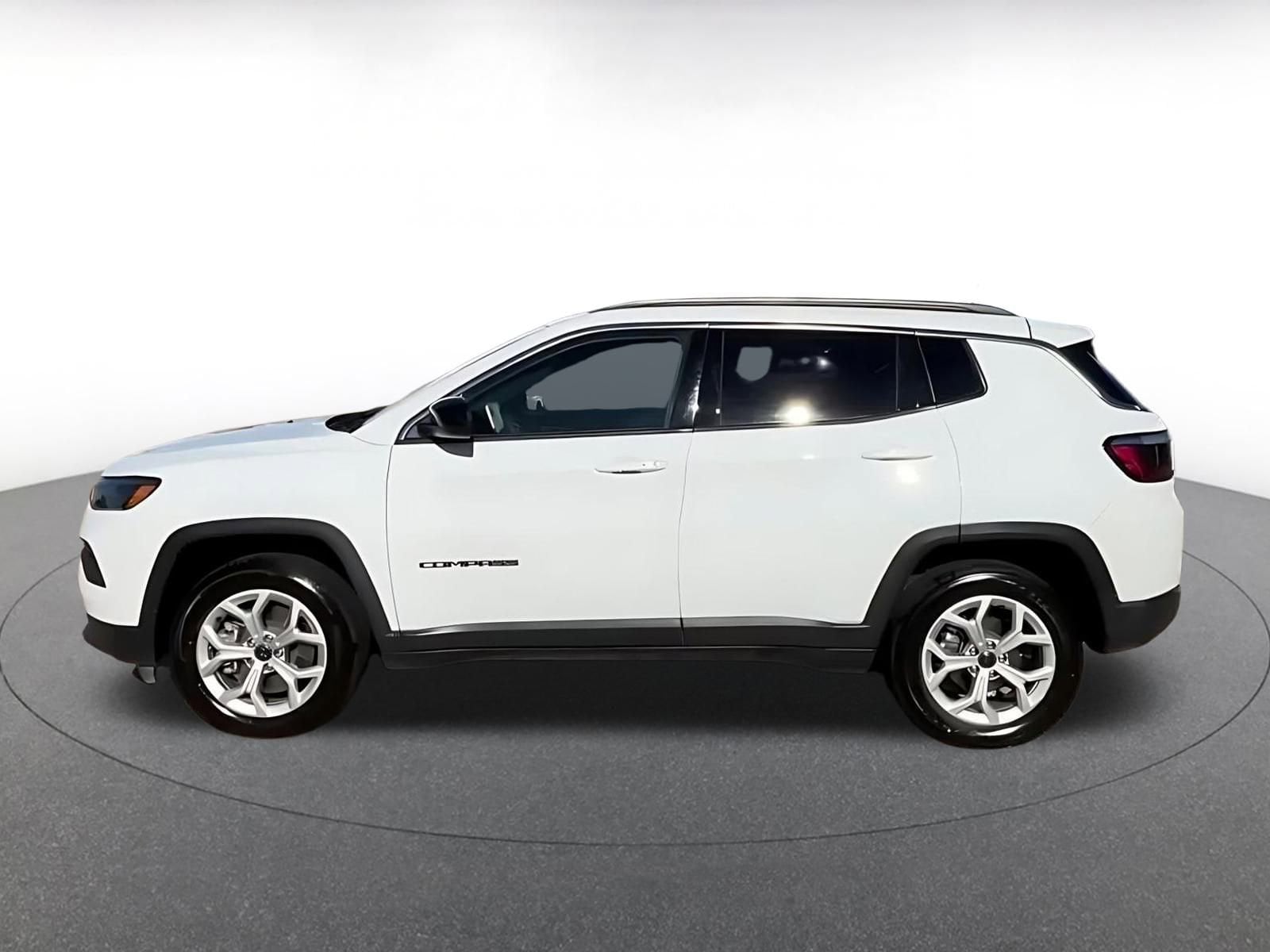 Thumbnail: 2025 Jeep Compass - 9