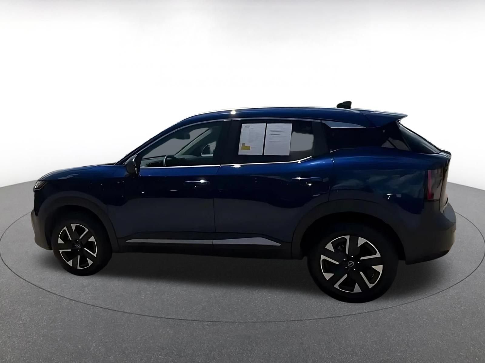 Thumbnail: 2026 Nissan Kicks - 9