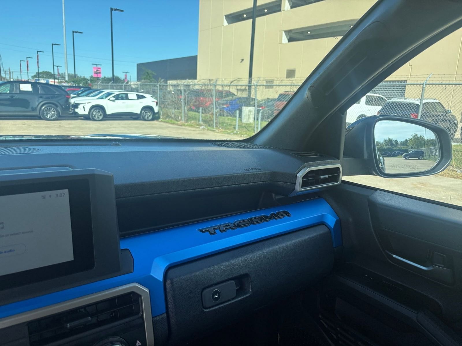 Thumbnail: 2025 Toyota Tacoma - 33