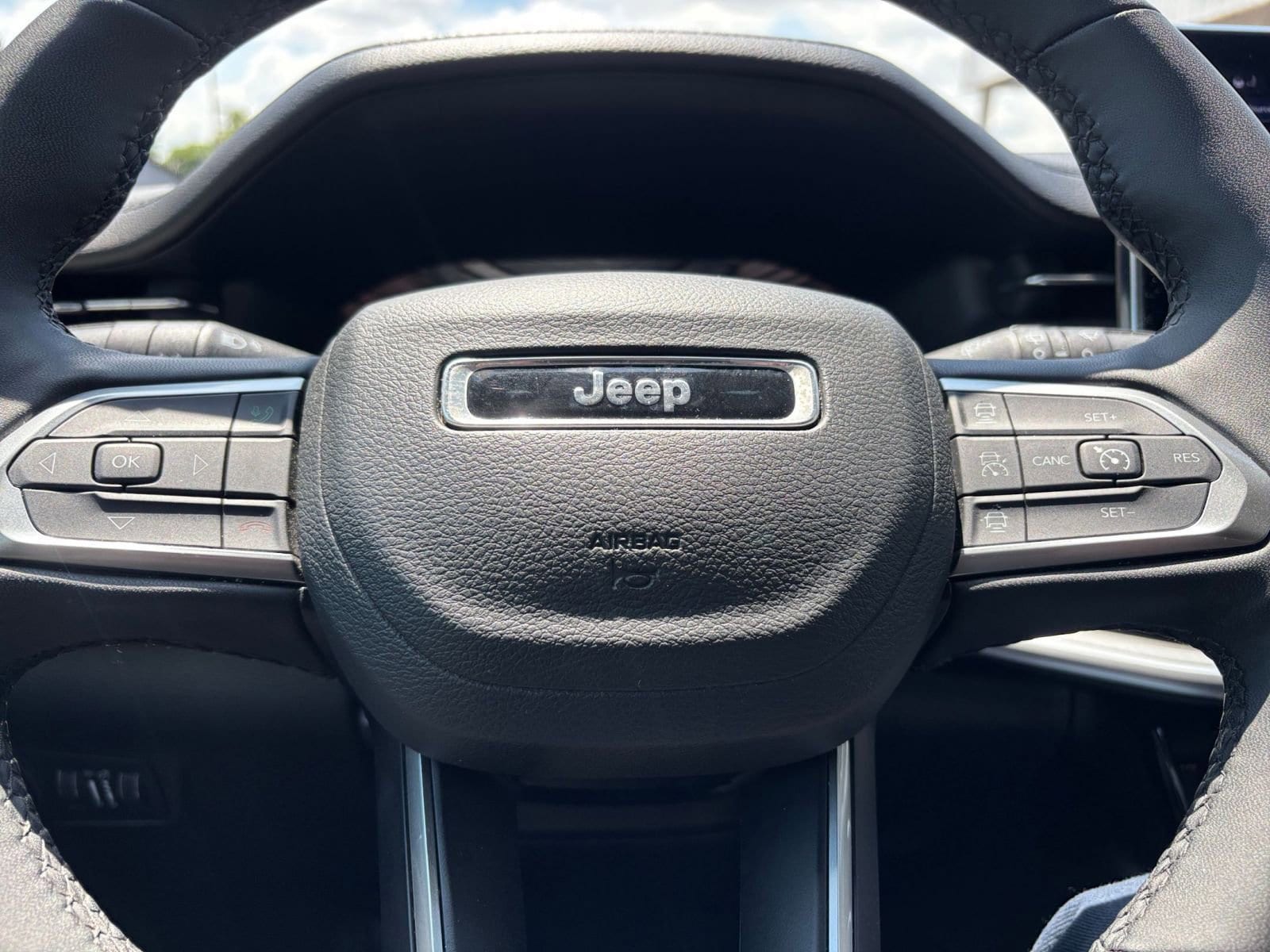 Thumbnail: 2025 Jeep Compass - 29
