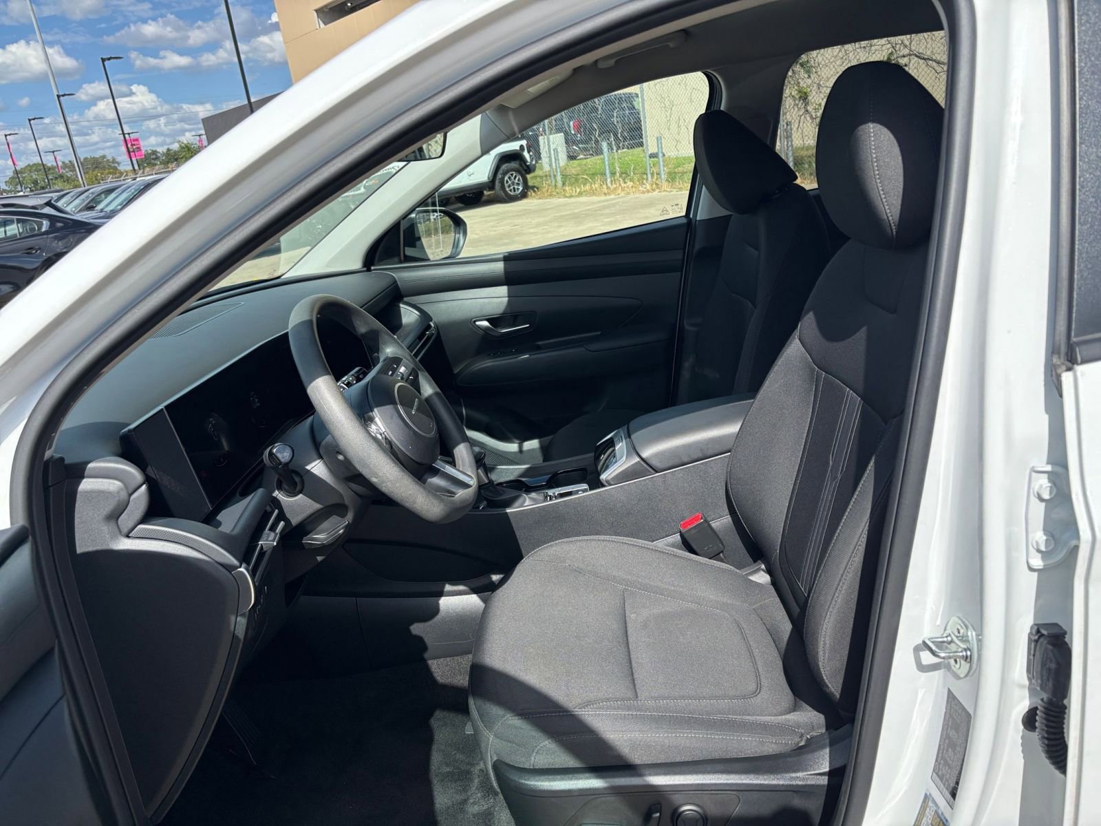 Thumbnail: 2025 Hyundai Tucson - 27