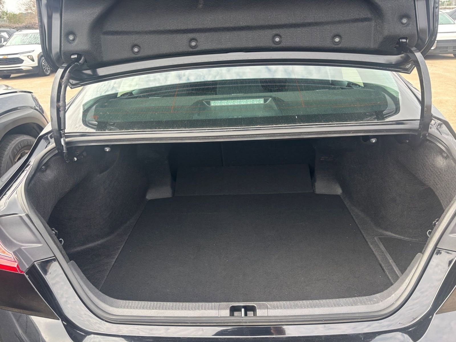 Thumbnail: 2025 Toyota Camry - 30