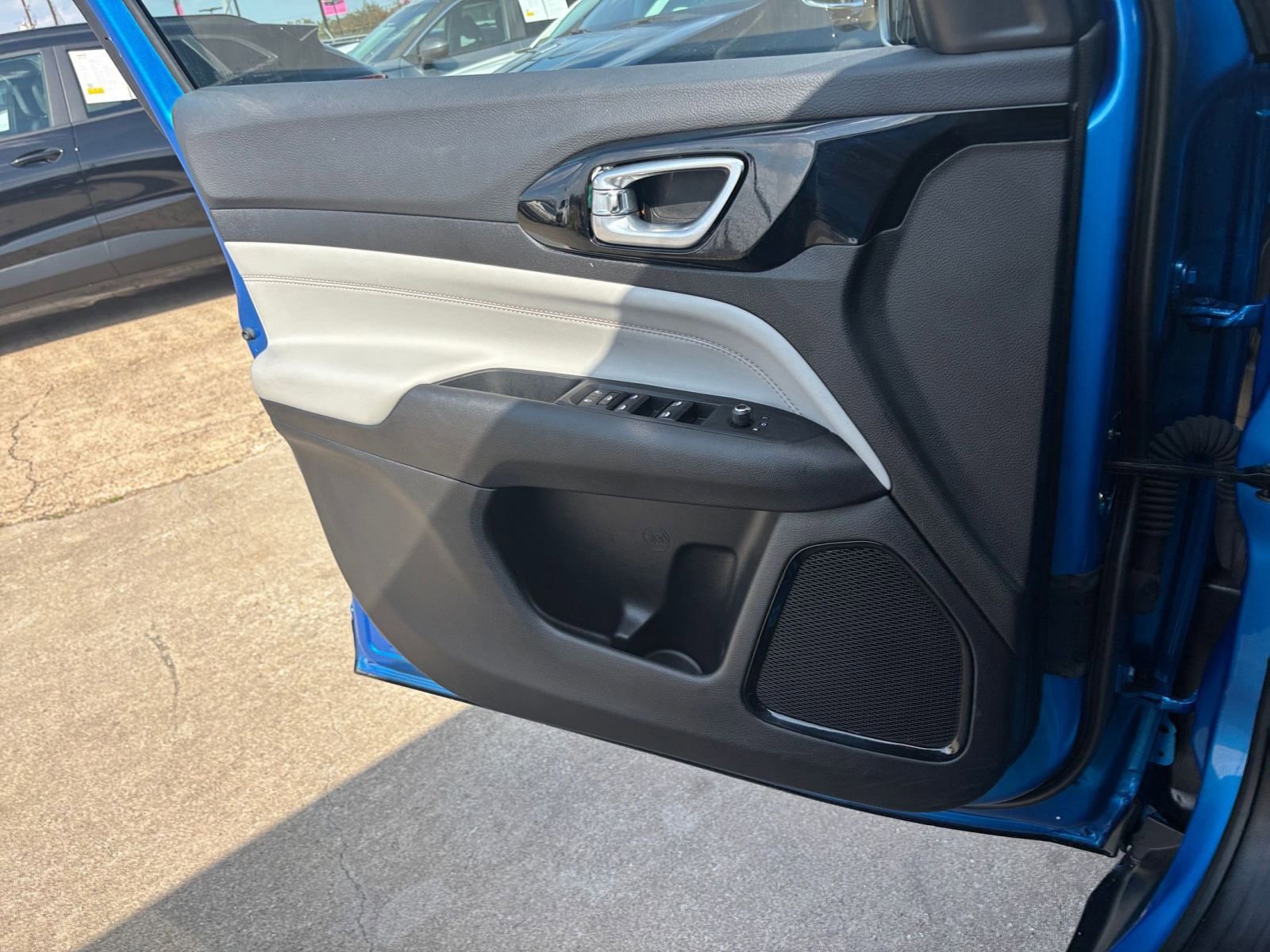 Thumbnail: 2025 Jeep Compass - 18