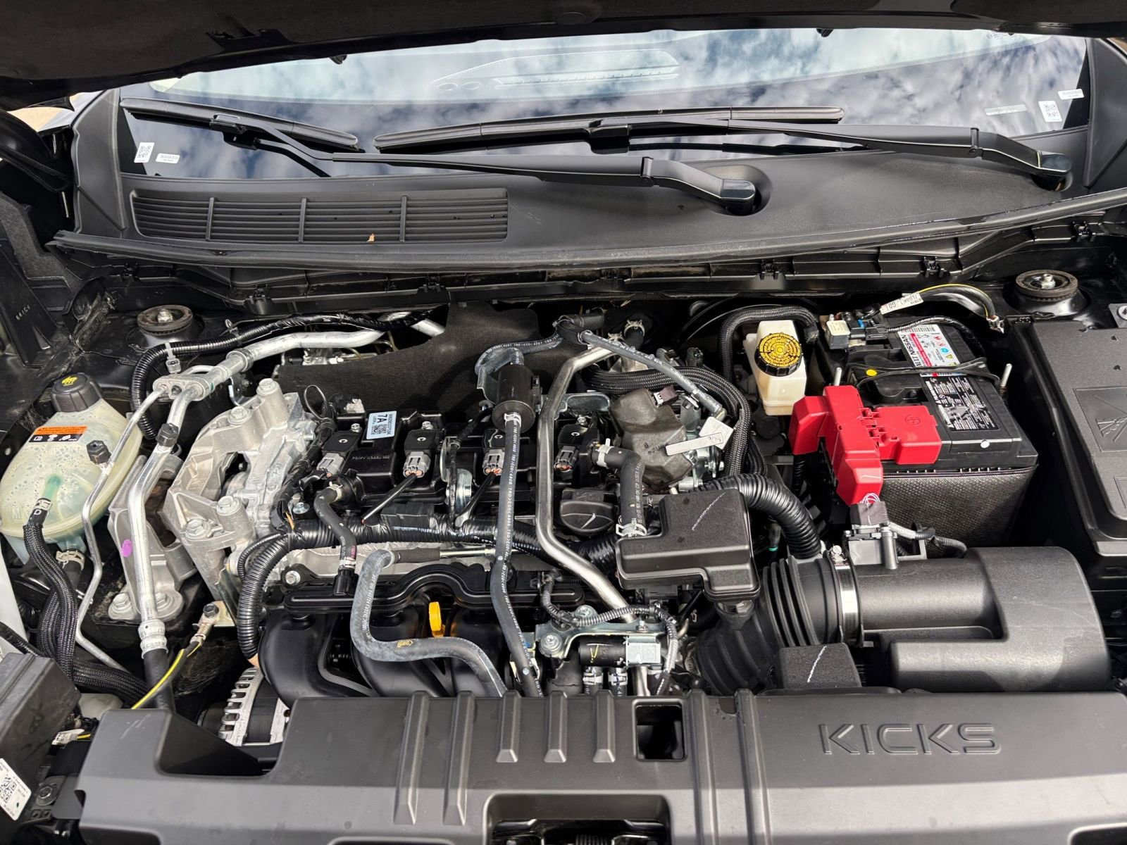 Thumbnail: 2025 Nissan Kicks - 30