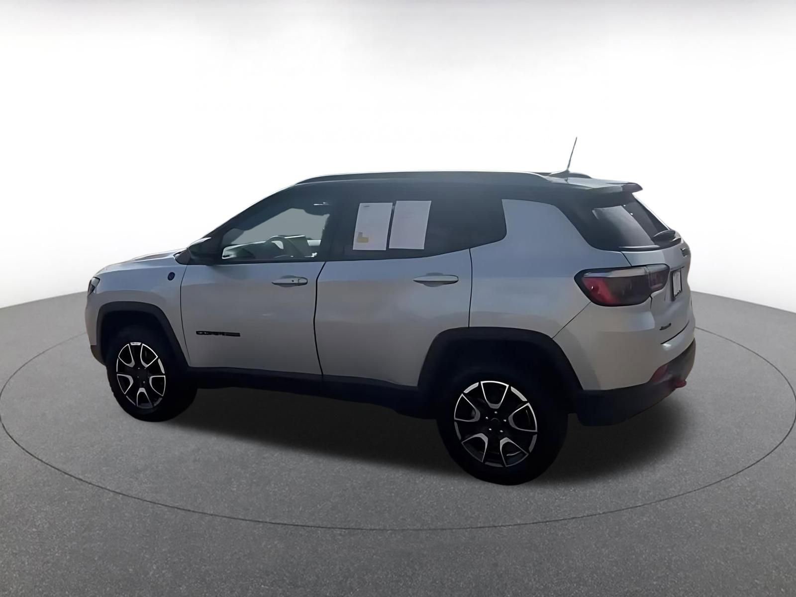 Thumbnail: 2025 Jeep Compass - 10