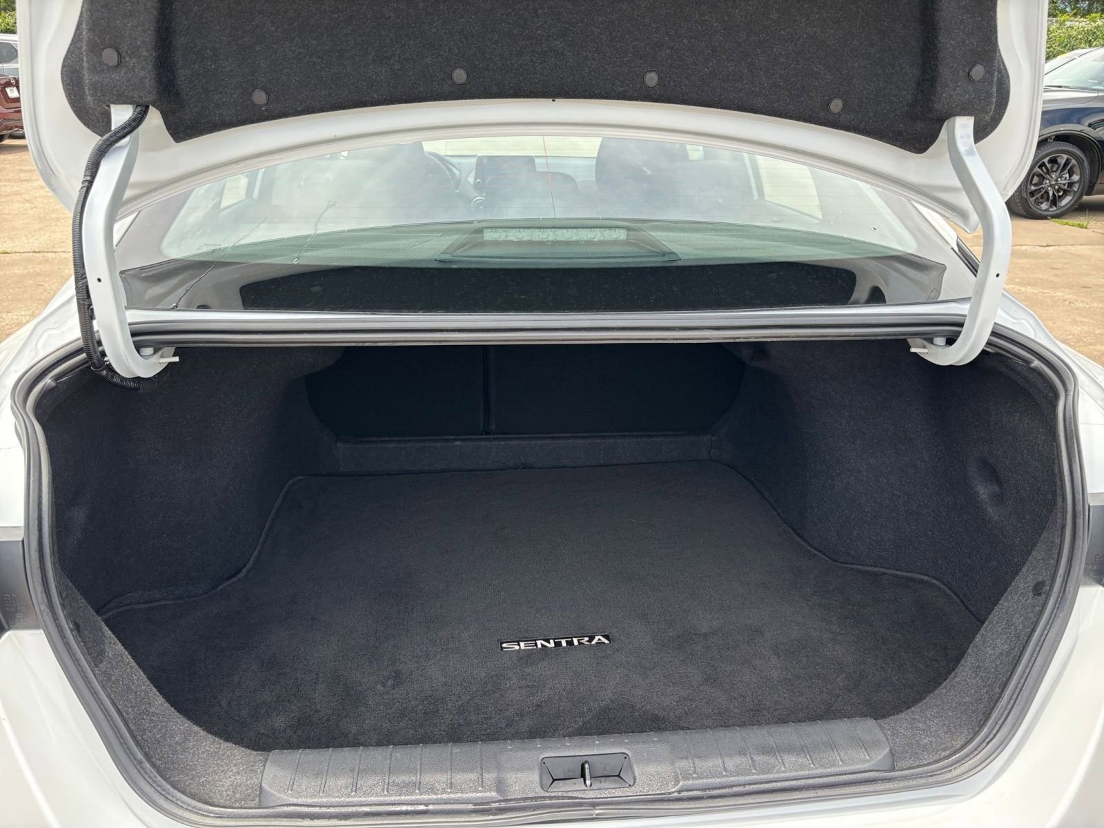 2024 Nissan Sentra SV 24