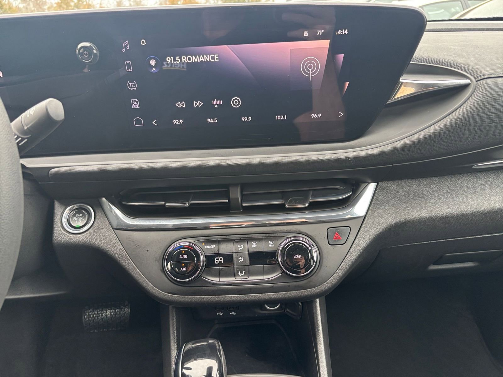 Thumbnail: 2025 Buick Envista - 17