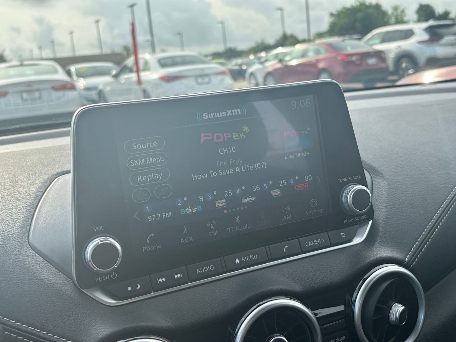 2024 Nissan Sentra SV 17