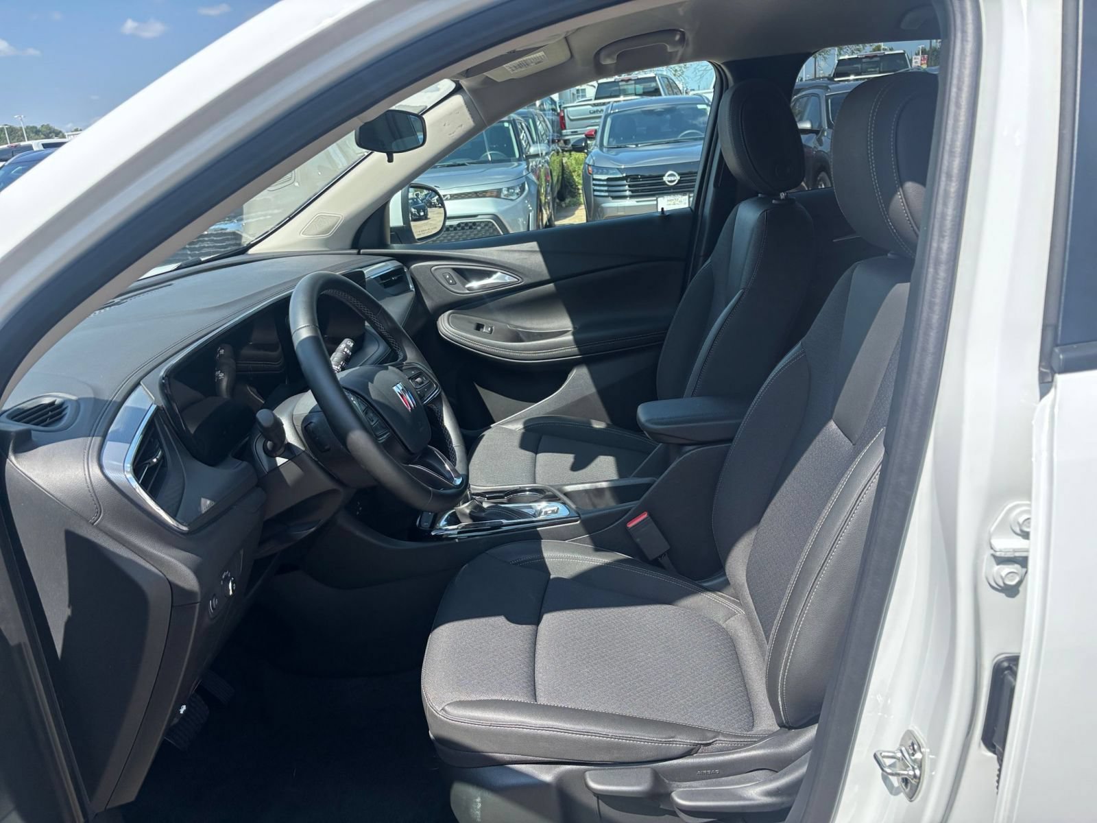 Thumbnail: 2026 Buick Encore GX - 25