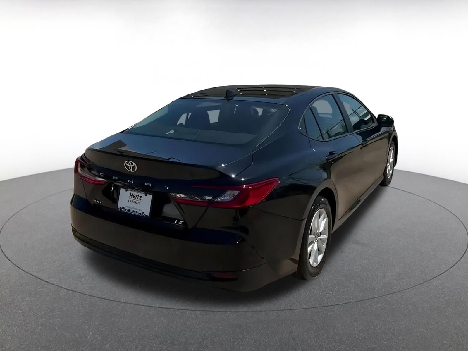 2025 Toyota Camry LE 9