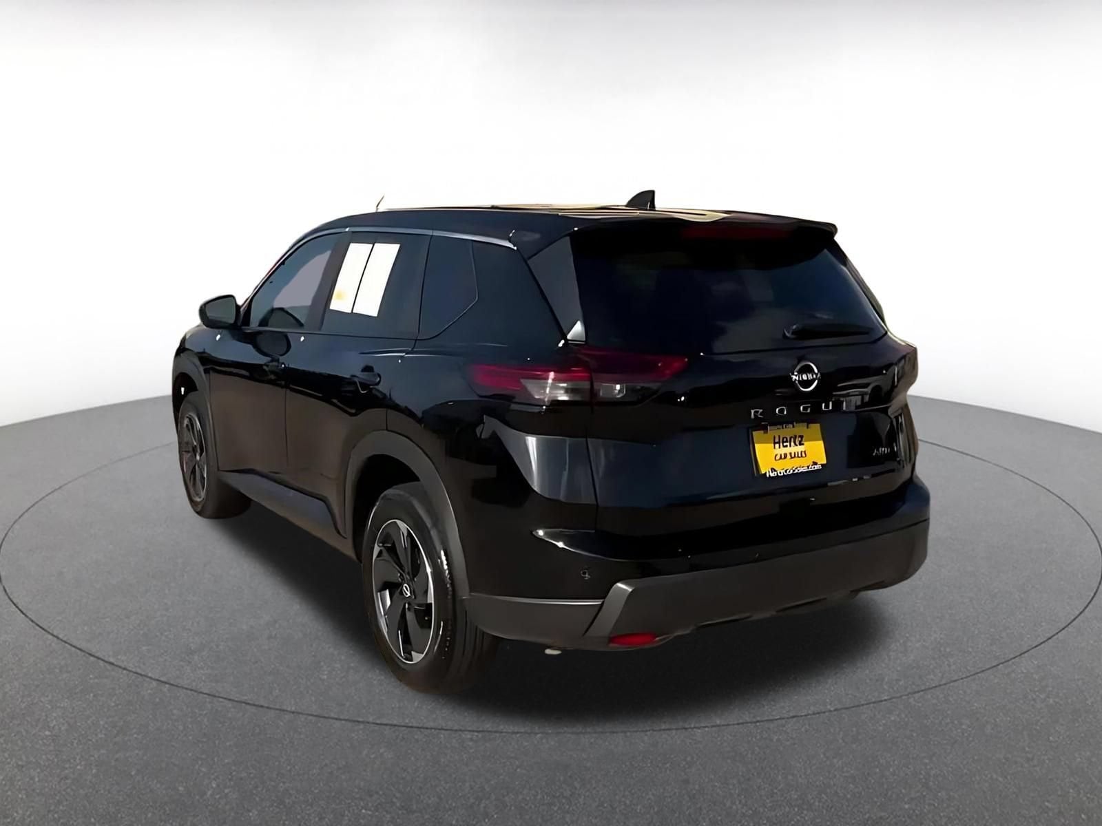Thumbnail: 2025 Nissan Rogue - 11